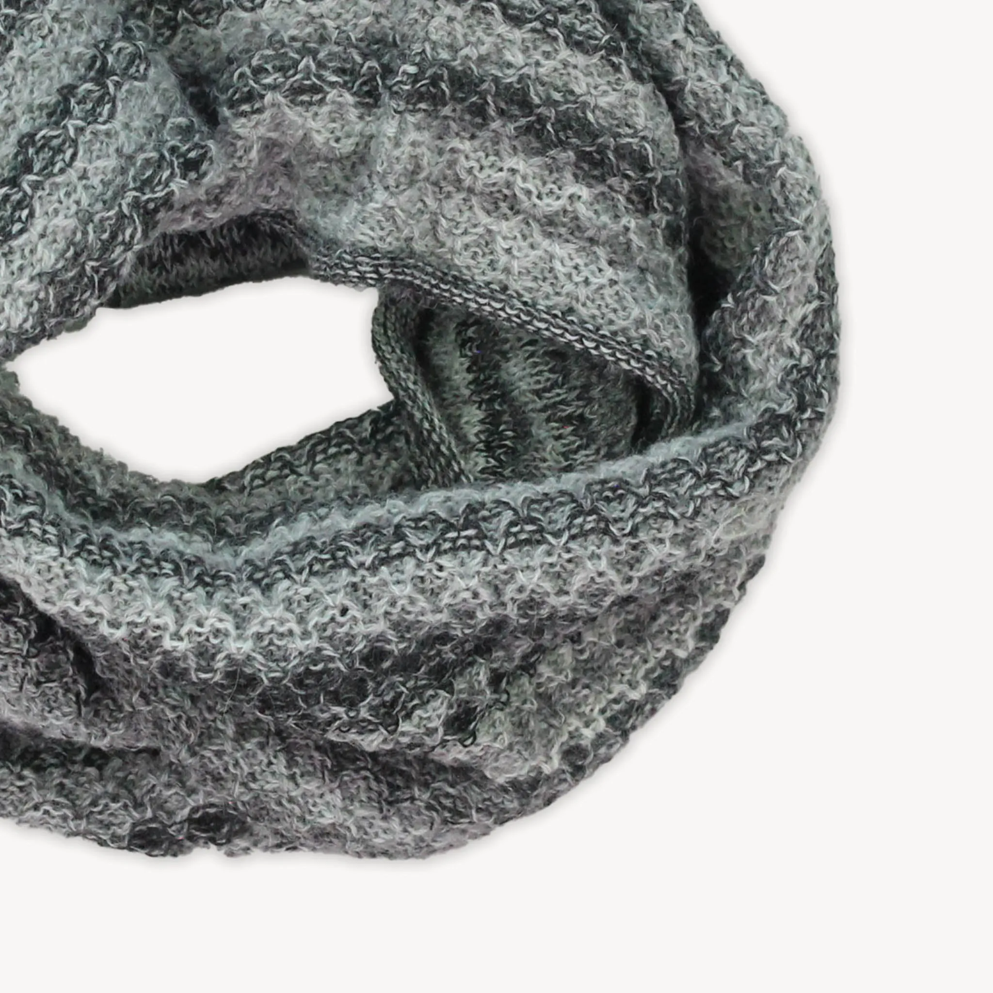 Alpaca Aurora Infinity Scarf sold by POKOLOKO product image thumbnail 2