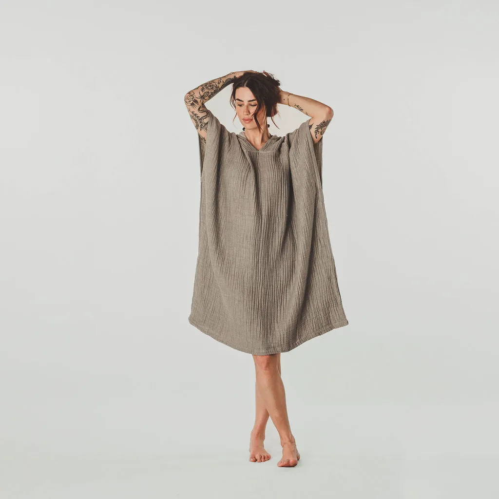 Shoreline Poncho sold by POKOLOKO product image thumbnail 2
