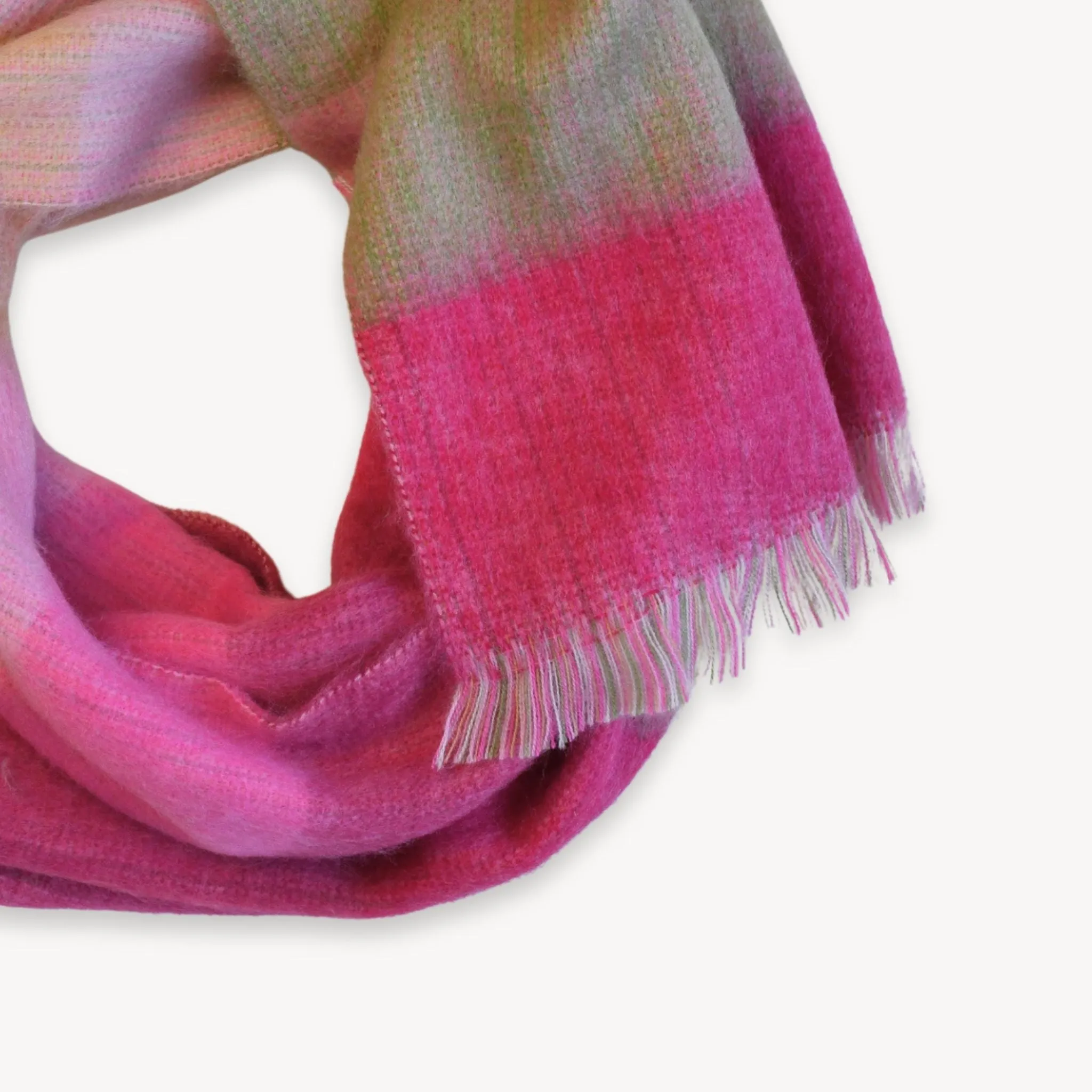 Mood Alpaca Seamless Scarf sold by POKOLOKO product image thumbnail 3