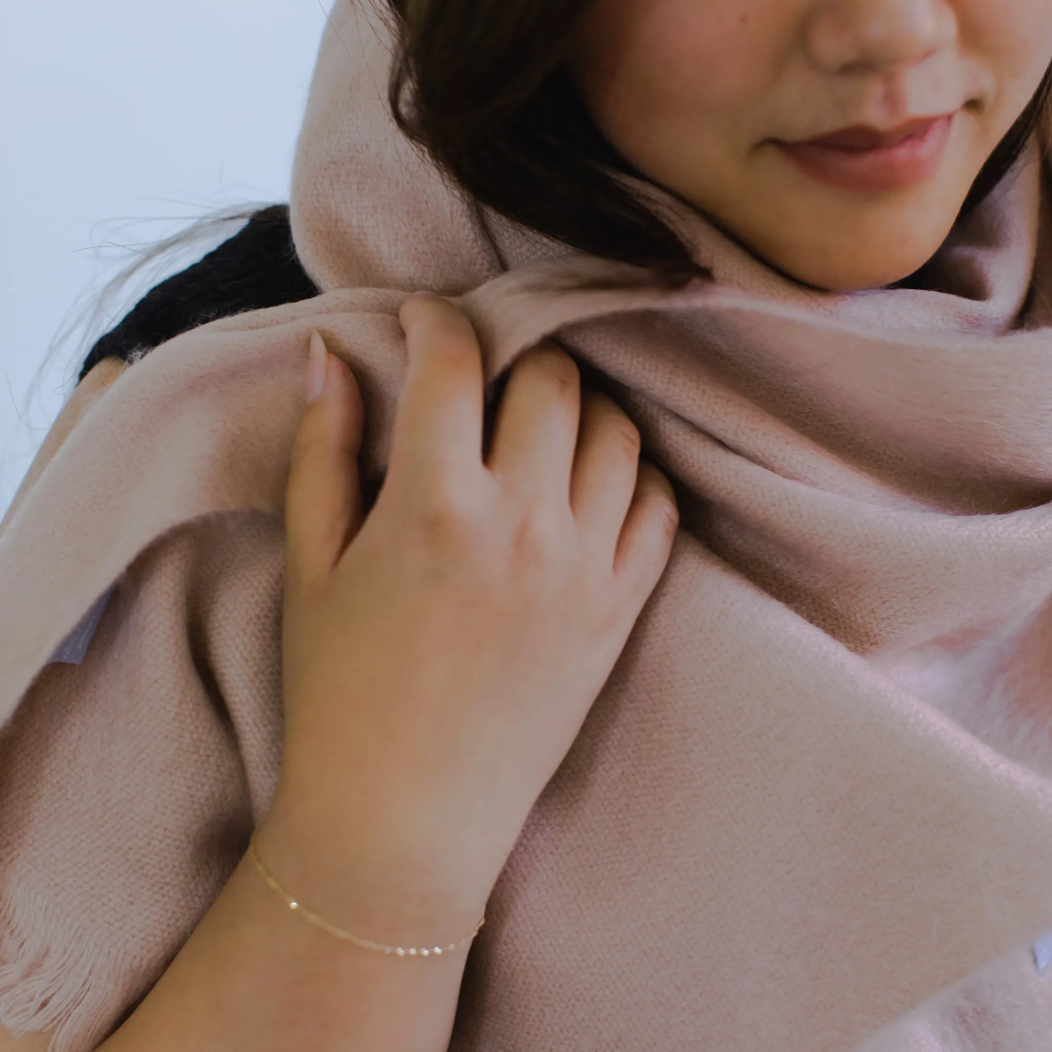 Solid Alpaca Seamless Scarf sold by POKOLOKO product image thumbnail 4