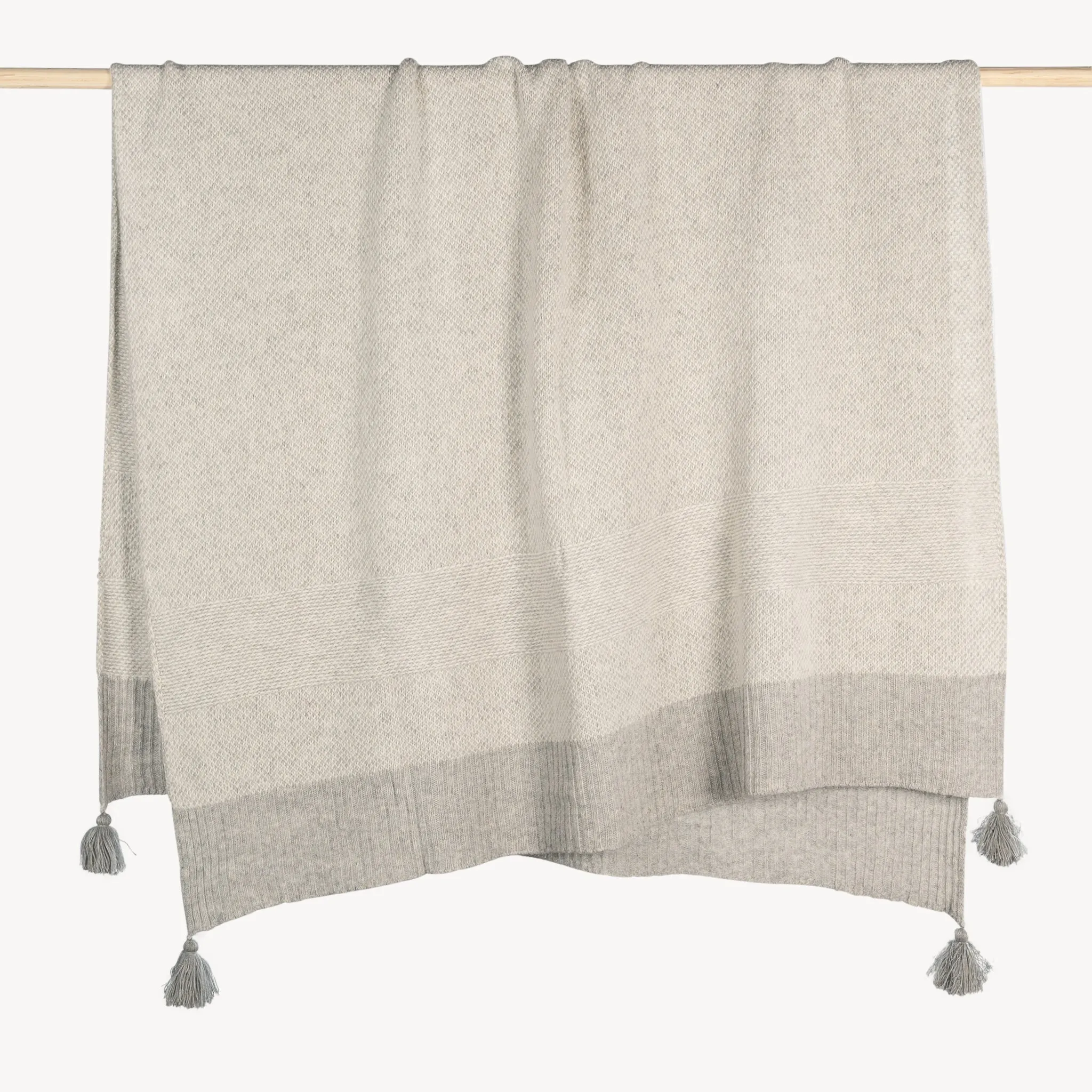 Catherine Throw sold by POKOLOKO product image thumbnail 4