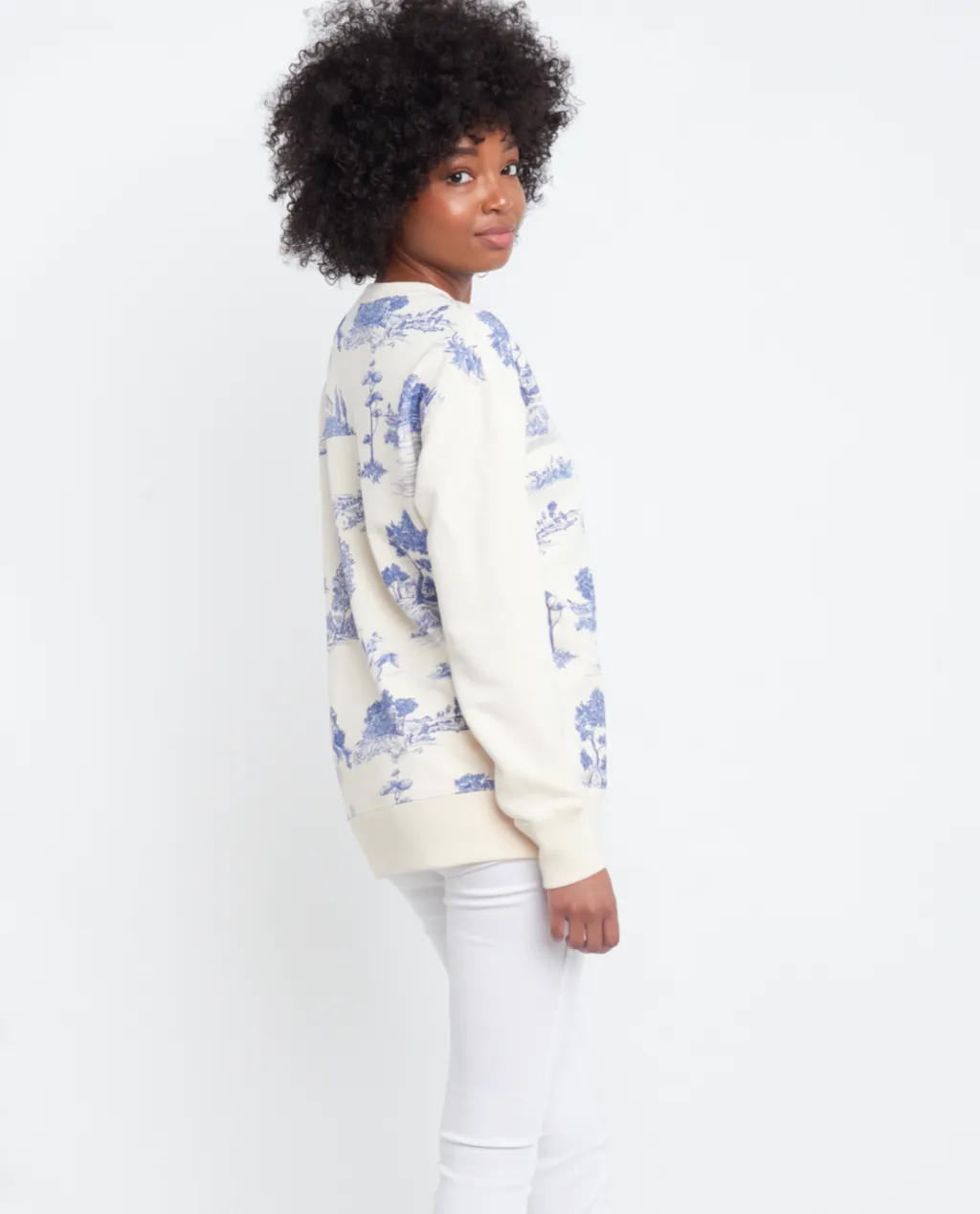 Seri Sweatshirt sold by preloved product image thumbnail 3