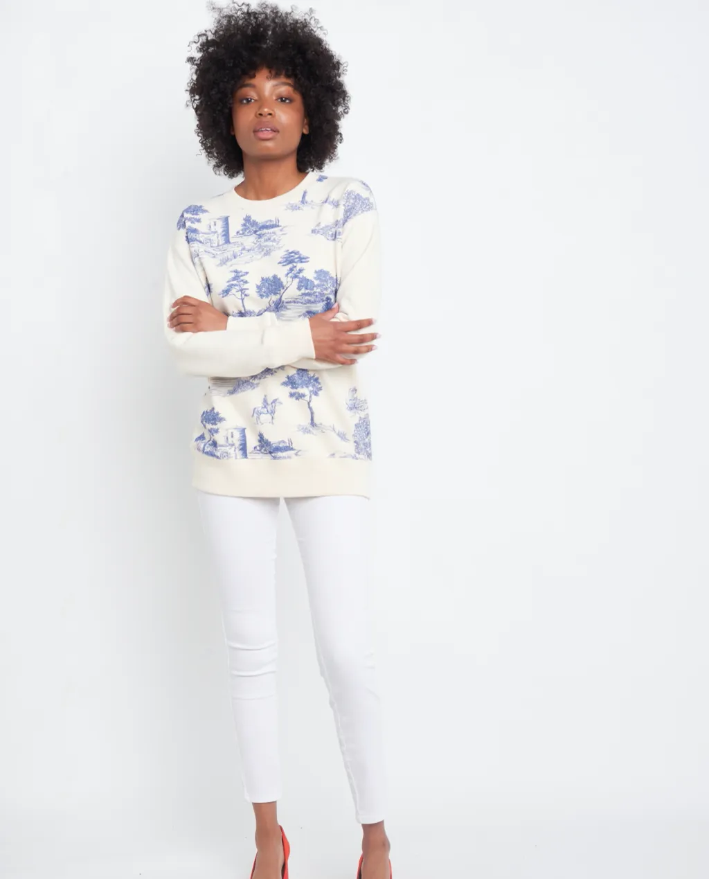 Seri Sweatshirt sold by preloved product image thumbnail 2