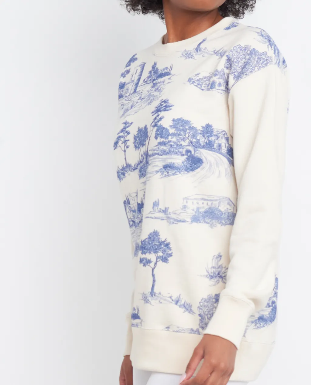 Seri Sweatshirt sold by preloved product image thumbnail 4