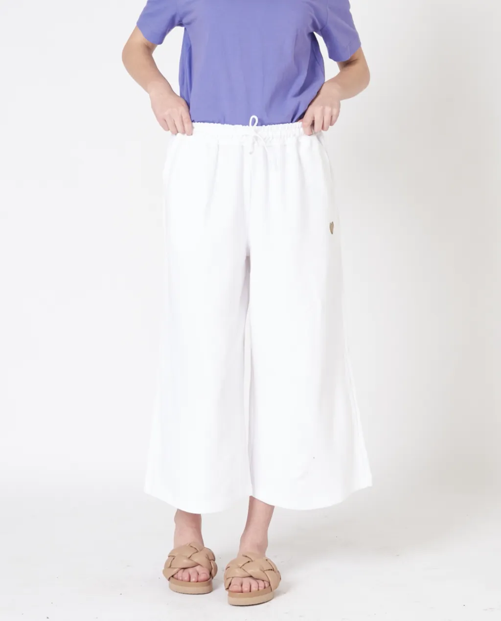 Kora Wide-Leg Cropped Pants sold by preloved product image thumbnail 2