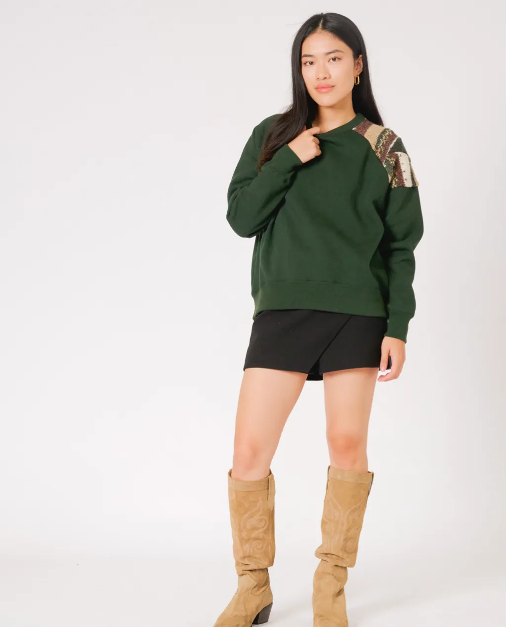 Blayre Crew-Neck Sweatshirt sold by preloved