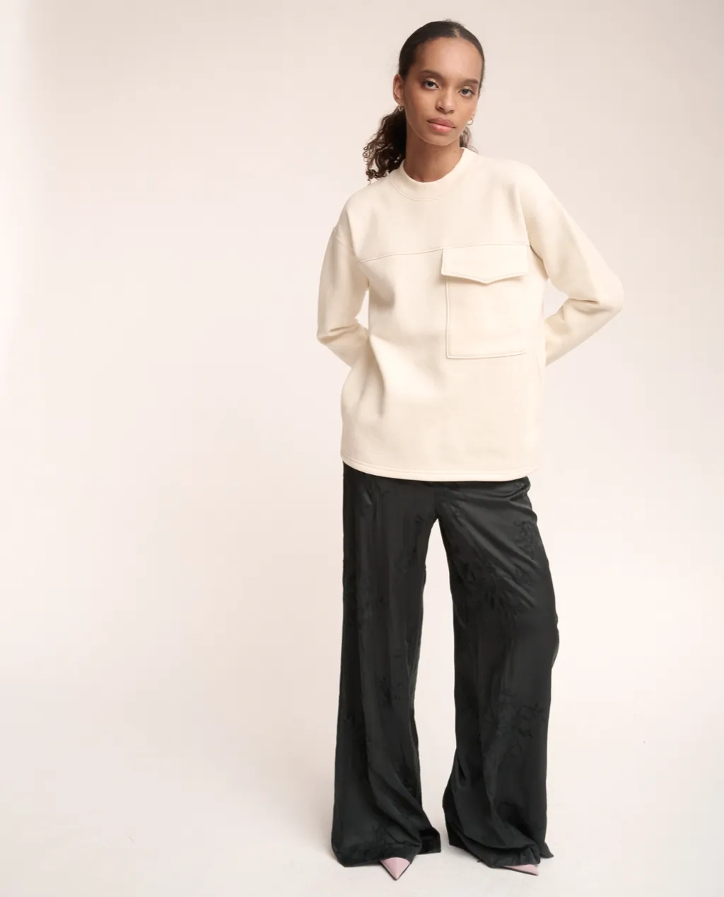 Adut long sleeve Top sold by preloved product image thumbnail 5