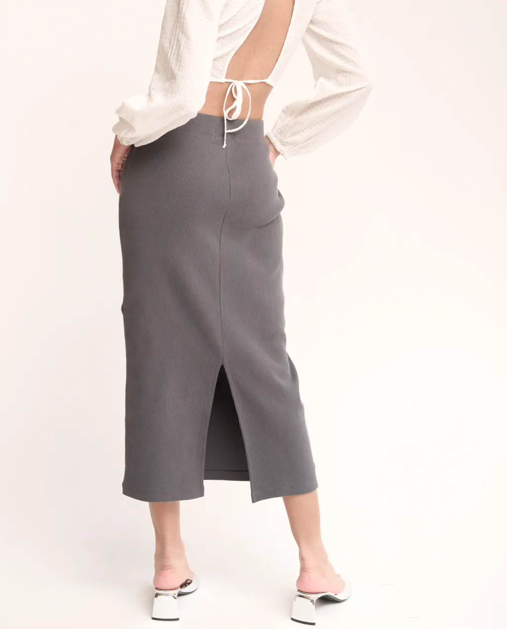 Robin midi skirt sold by preloved product image thumbnail 5