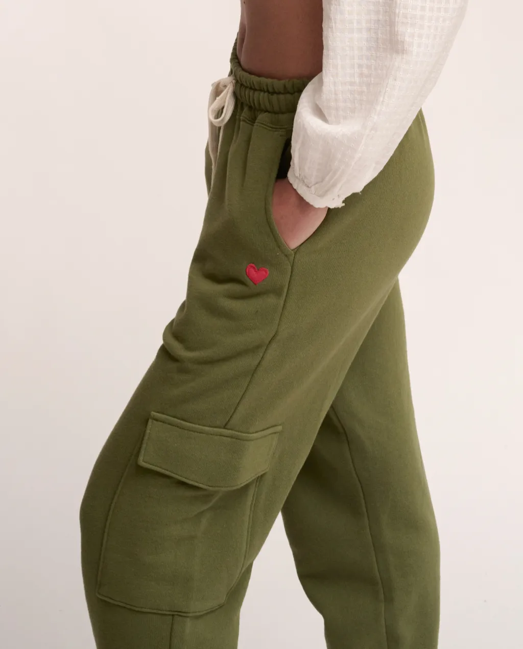 Alexia cargo pants sold by preloved product image thumbnail 4
