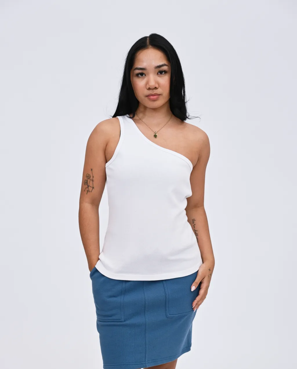 Suri one shoulder Tank Top sold by preloved product image thumbnail 2