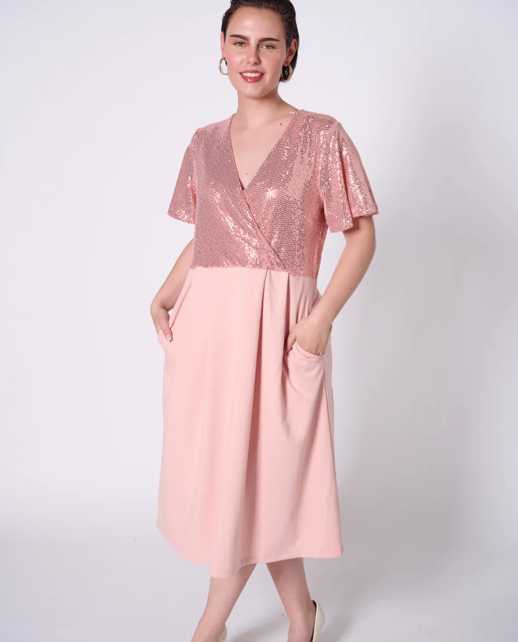 Melissa dress sold by preloved product image thumbnail 3