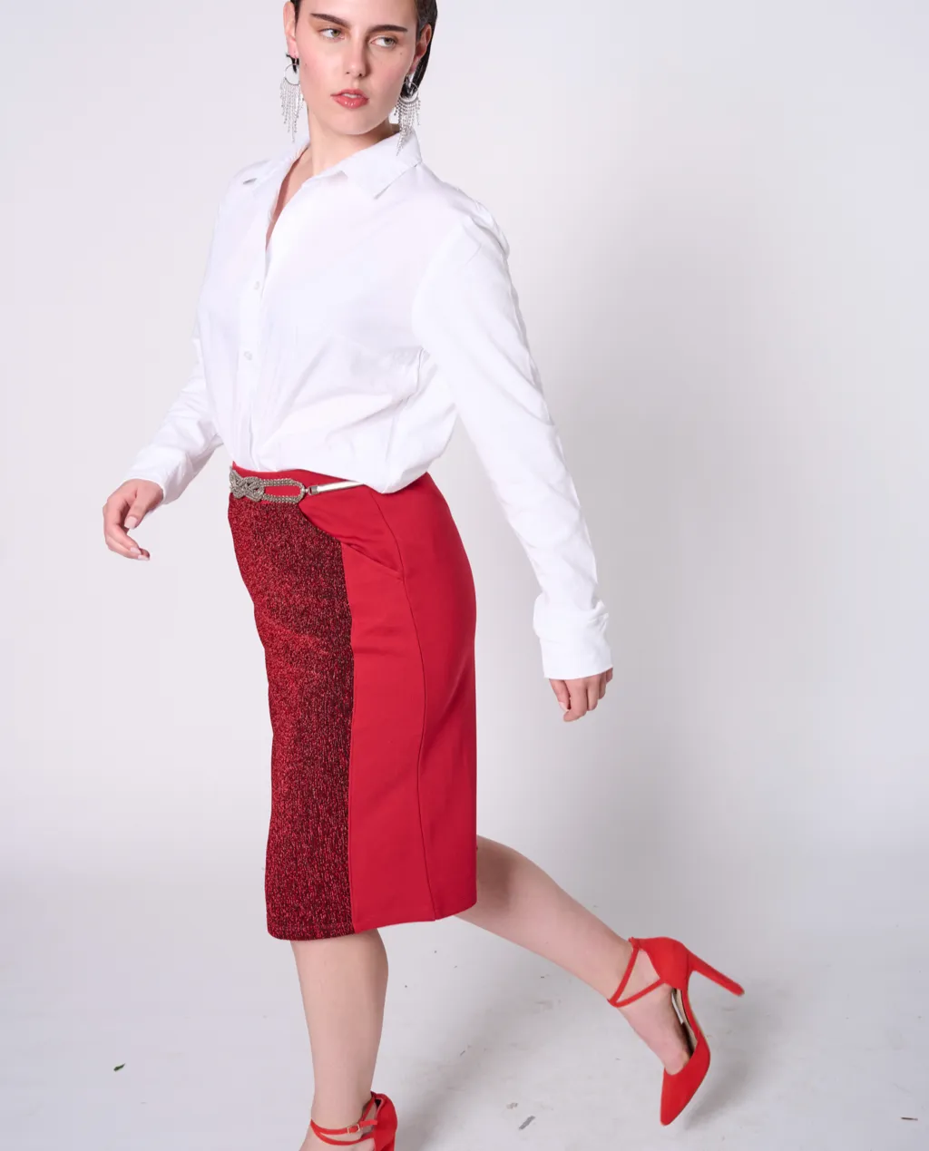 Nicole skirt sold by preloved product image thumbnail 3