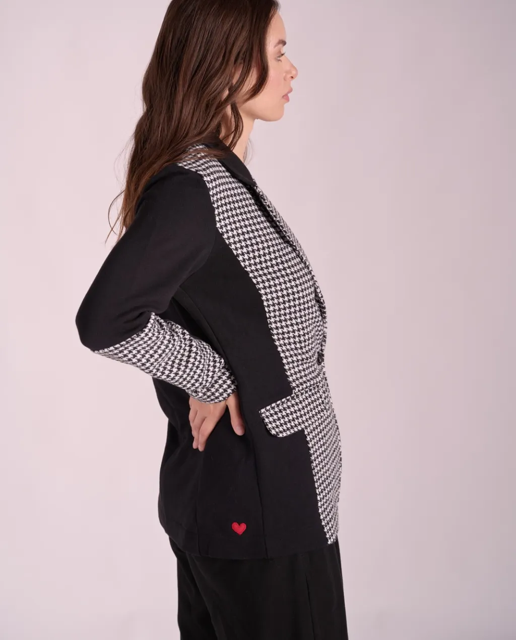 Sarah blazer sold by preloved product image thumbnail 4