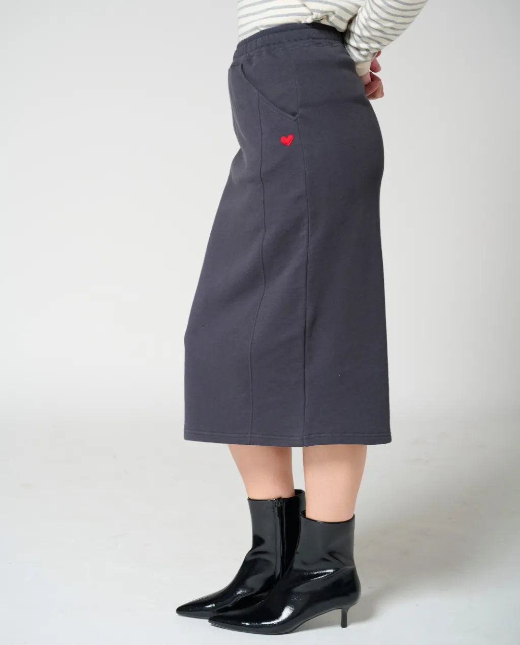 Leanne midi skirt sold by preloved product image thumbnail 5