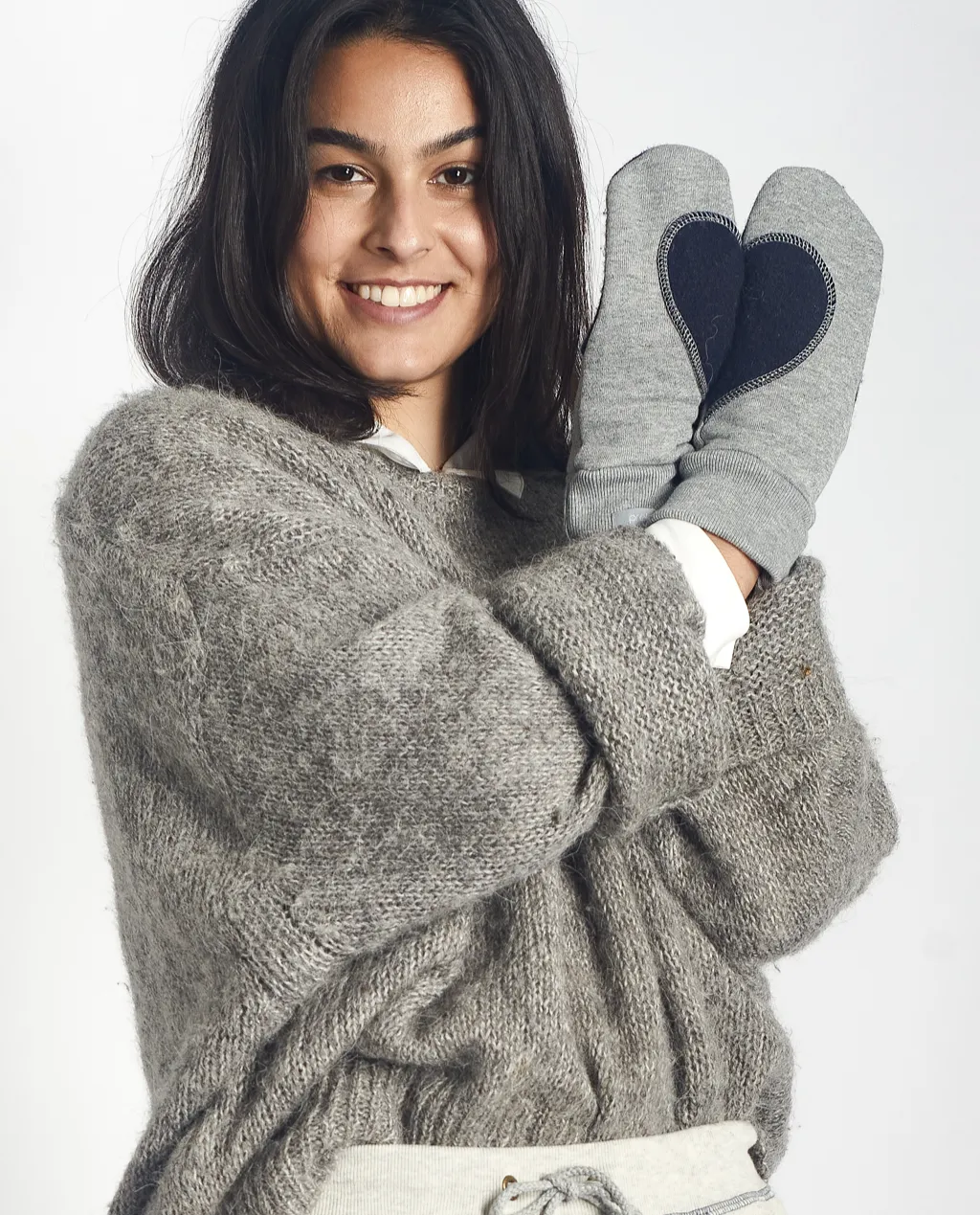 Ariel Mitts in Grey Mix with Upcycled Wool sold by preloved