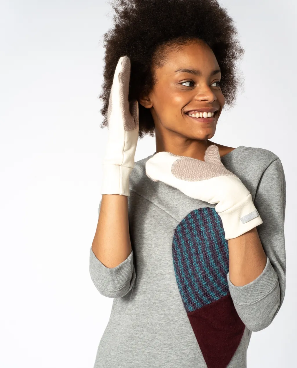 Ariel Mitts in Eco with Upcycled Wool sold by preloved product image thumbnail 4