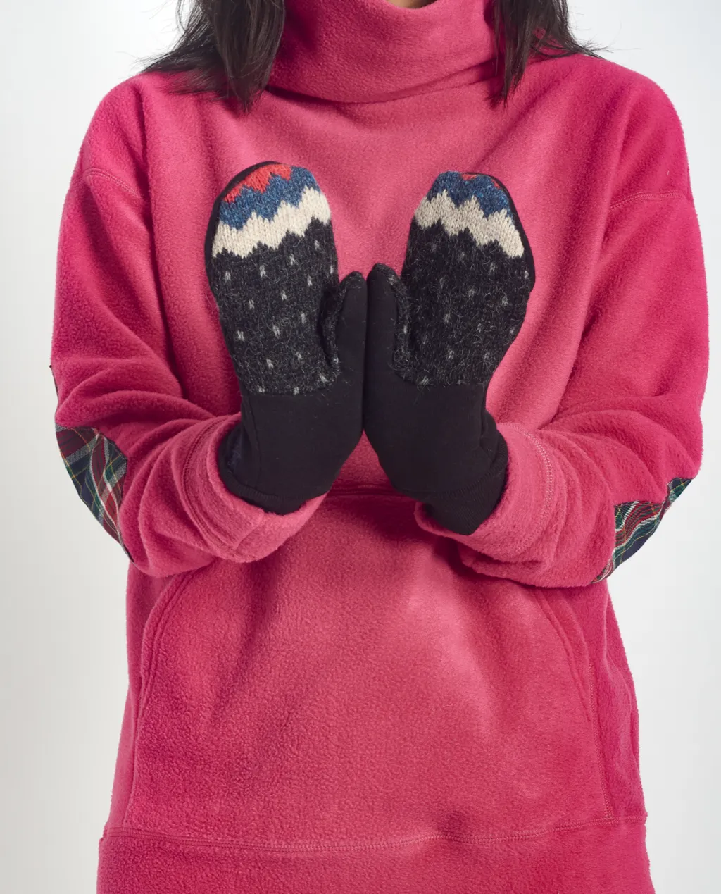 Skye Mitts in Black with Upcycled Wool sold by preloved product image thumbnail 5