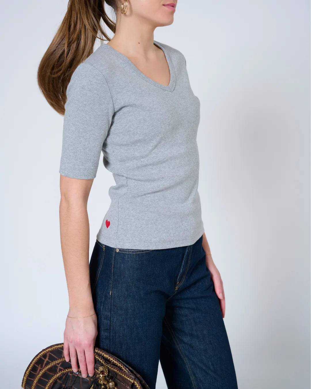 Signa V-neck Top sold by preloved product image thumbnail 2