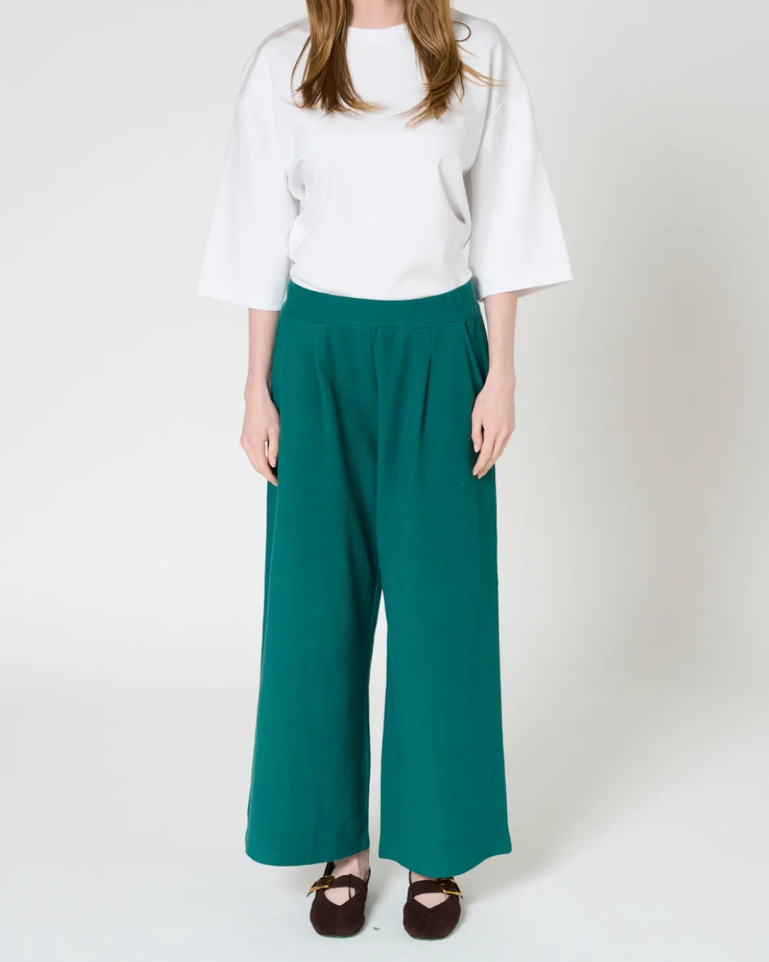 Leigh cropped pants sold by preloved product image thumbnail 4