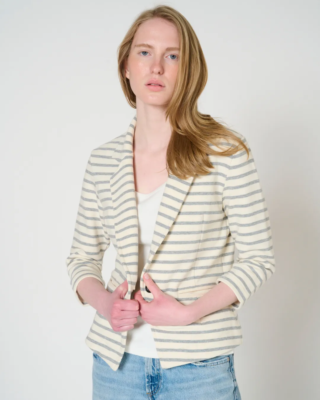 Lynn Blazer sold by preloved product image thumbnail 2