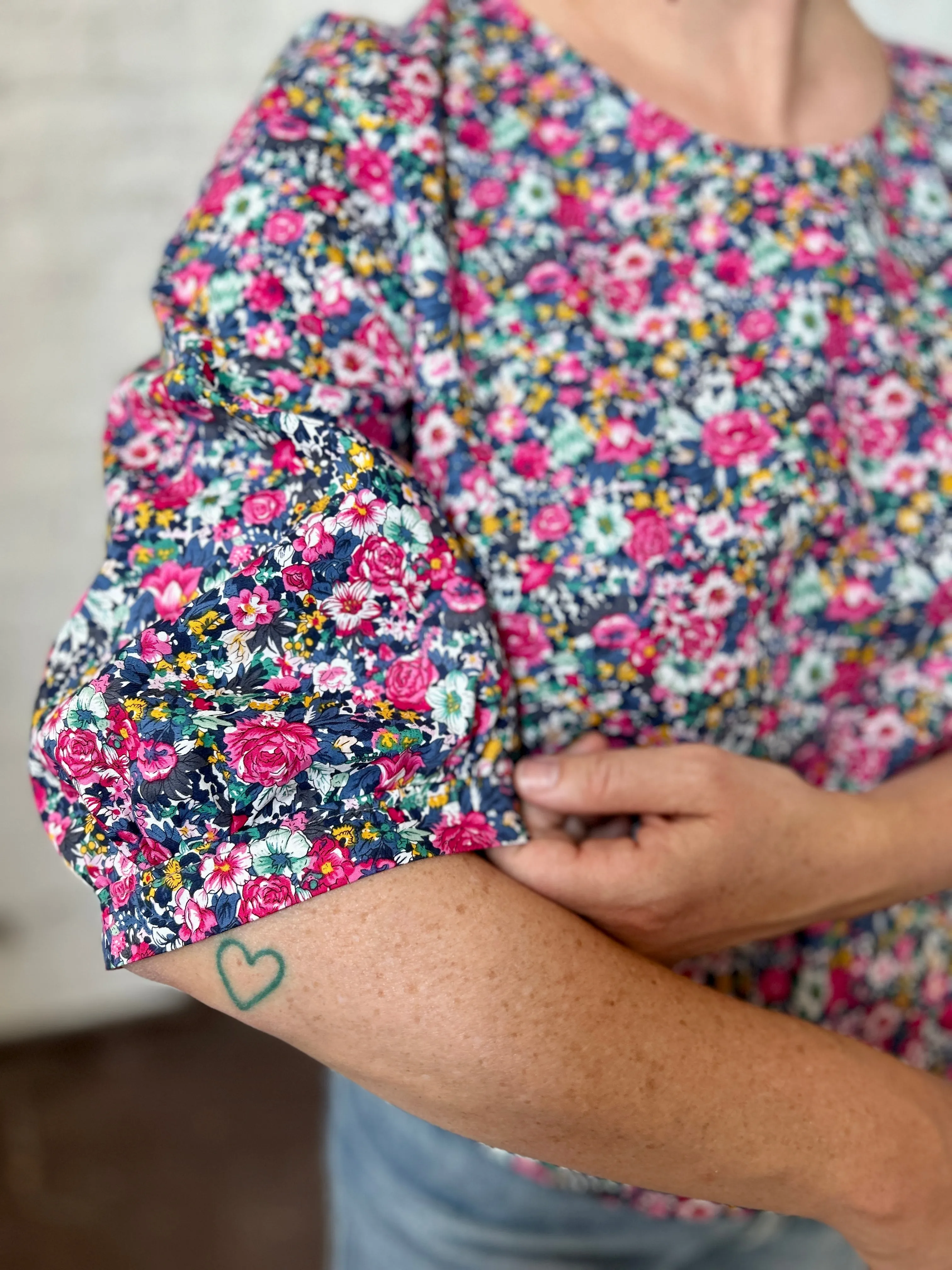 FINAL SALE Off the Cuff Blouse sold by Smoking Lily product image thumbnail 5