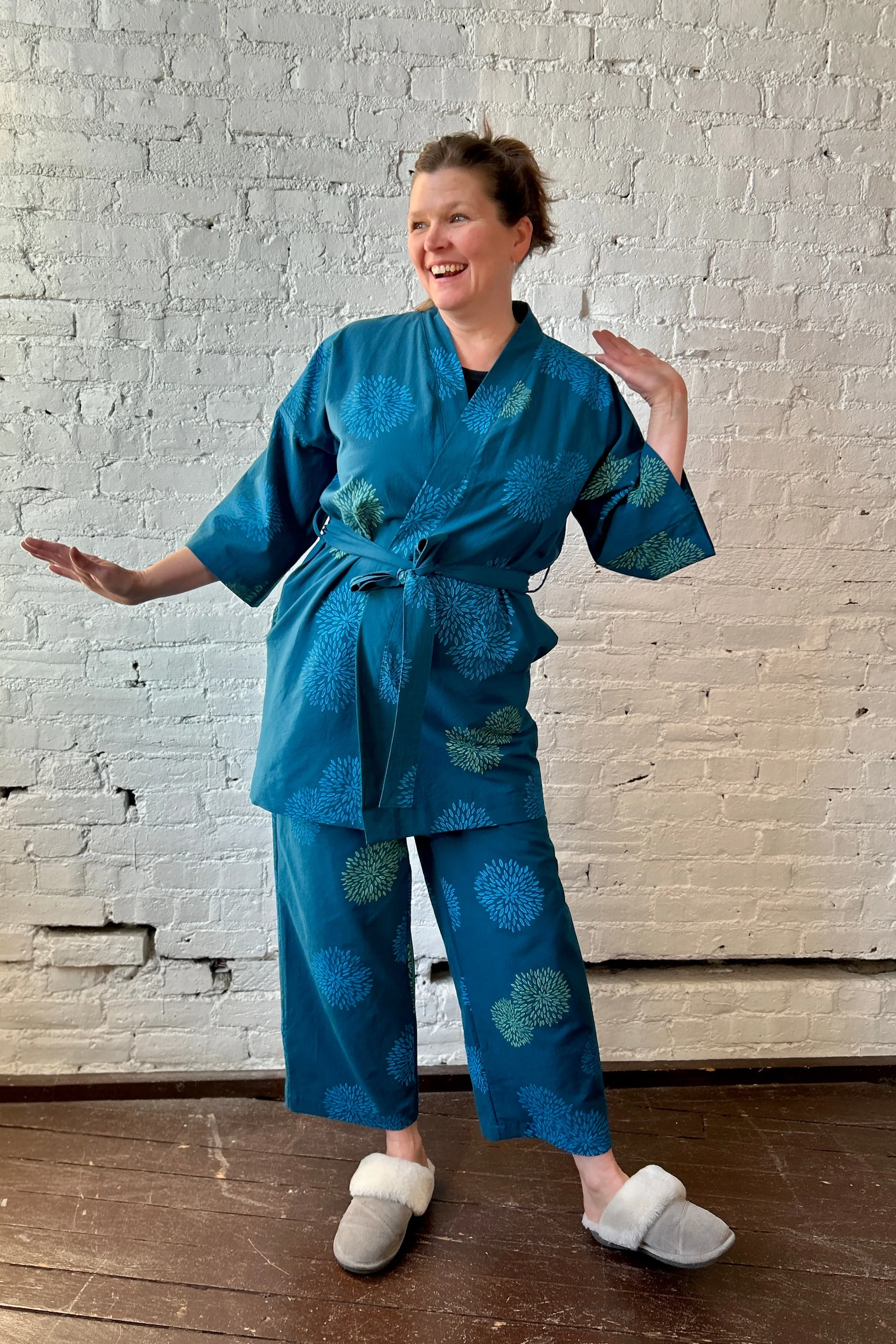 Staycationer Robe sold by Smoking Lily product image thumbnail 3