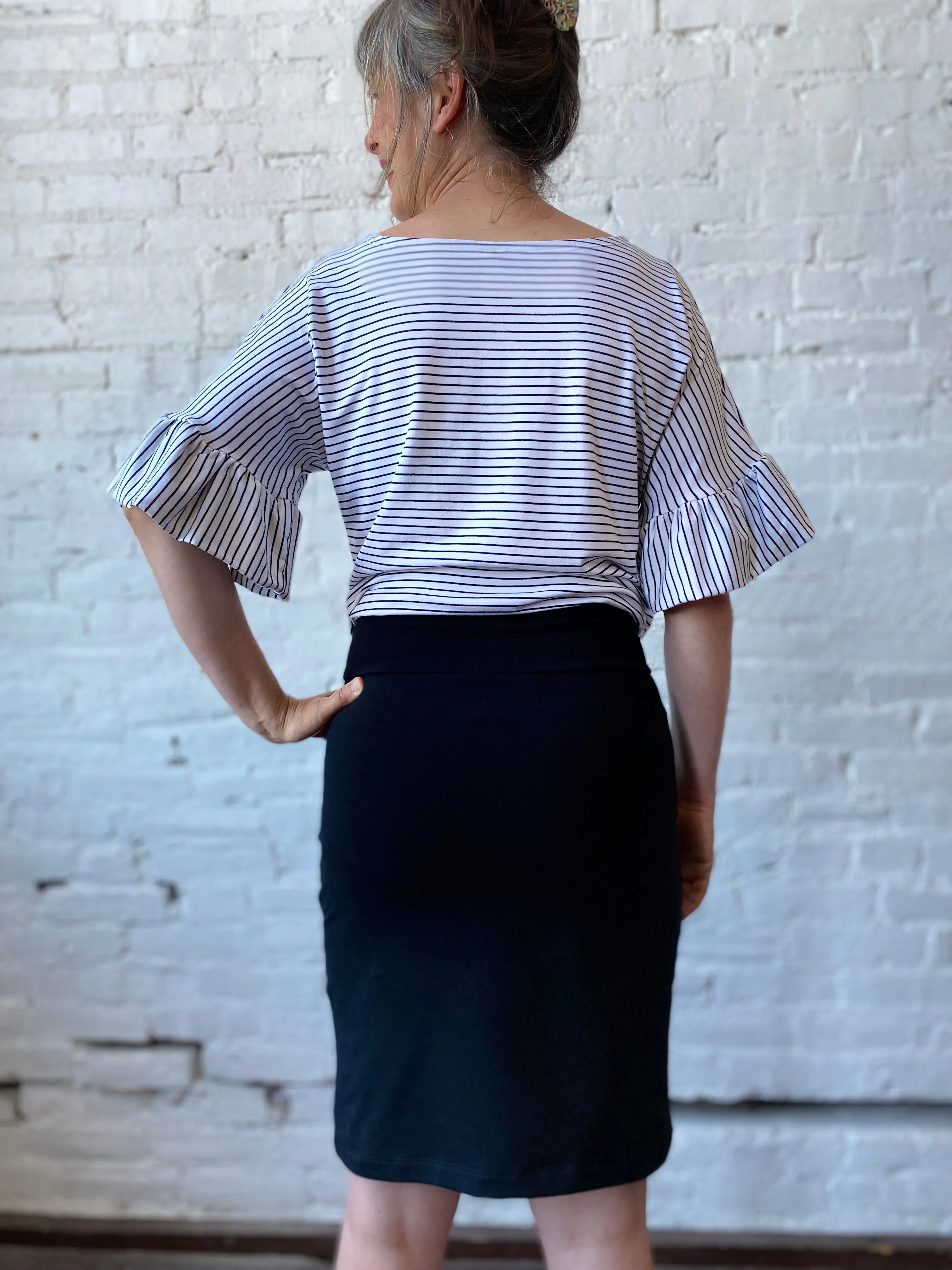 The Petite - Black Unprinted sold by Smoking Lily product image thumbnail 5