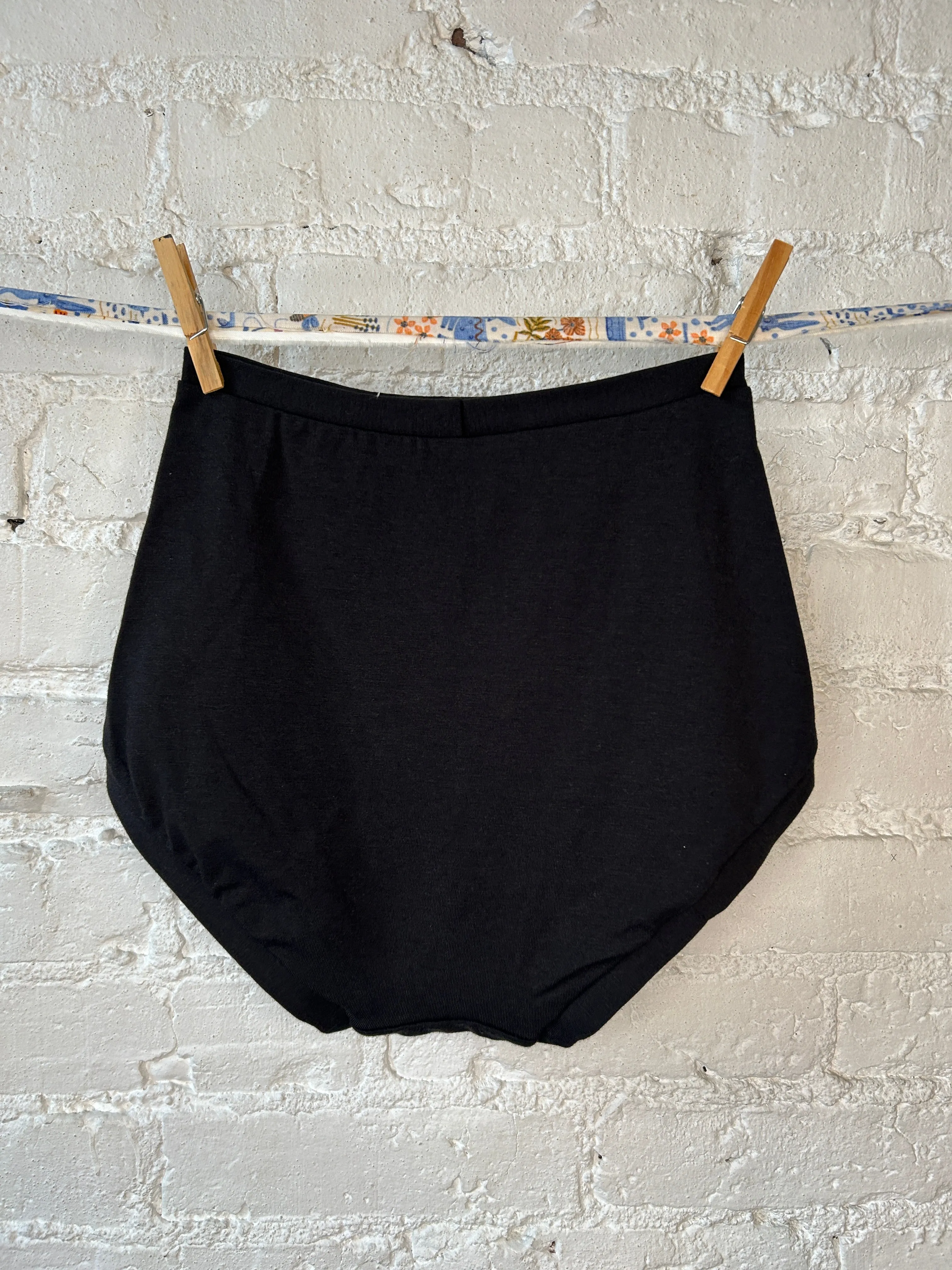 Overlovelies - Unprinted sold by Smoking Lily product image thumbnail 2