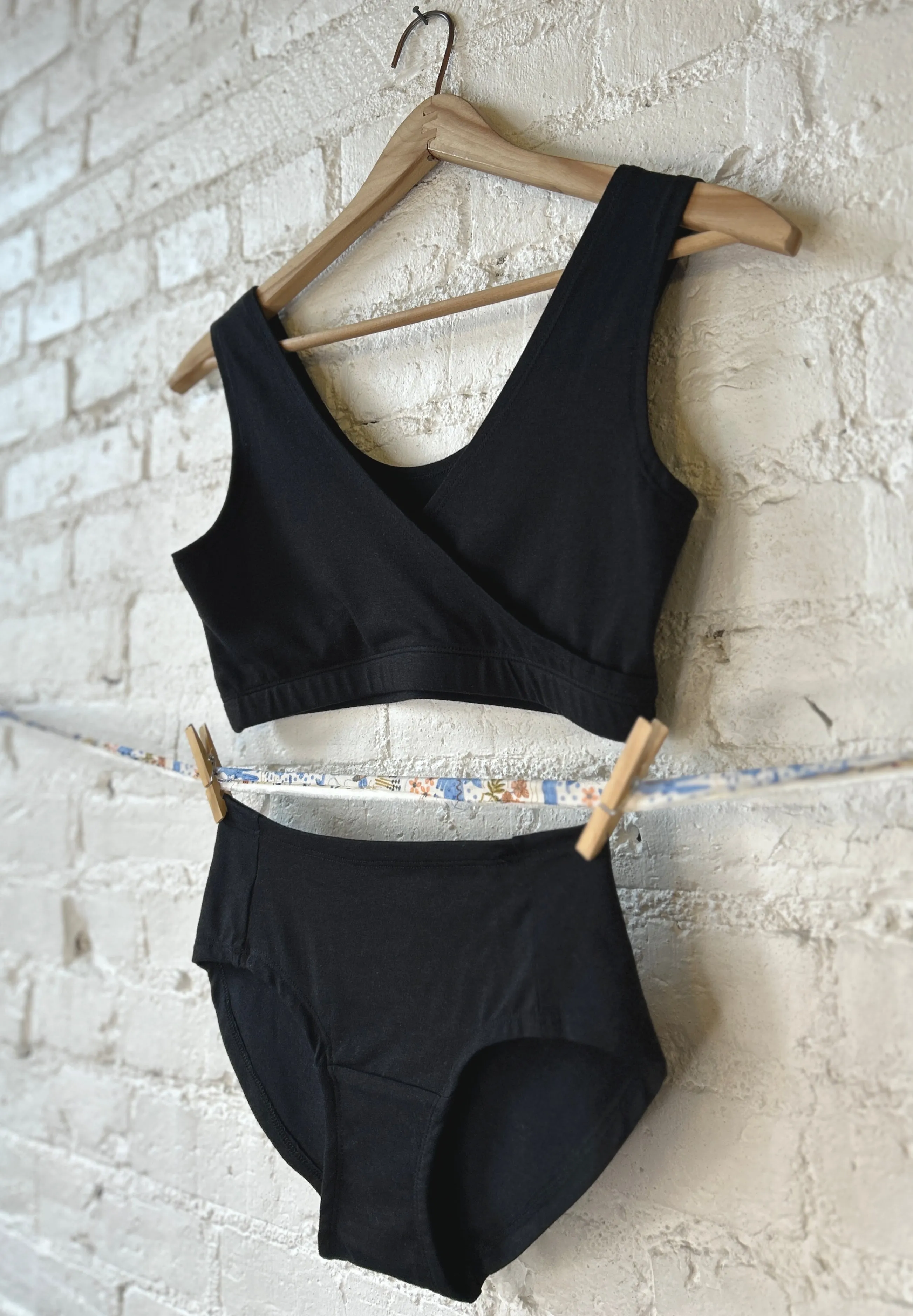 Overlovelies - Unprinted sold by Smoking Lily product image thumbnail 4