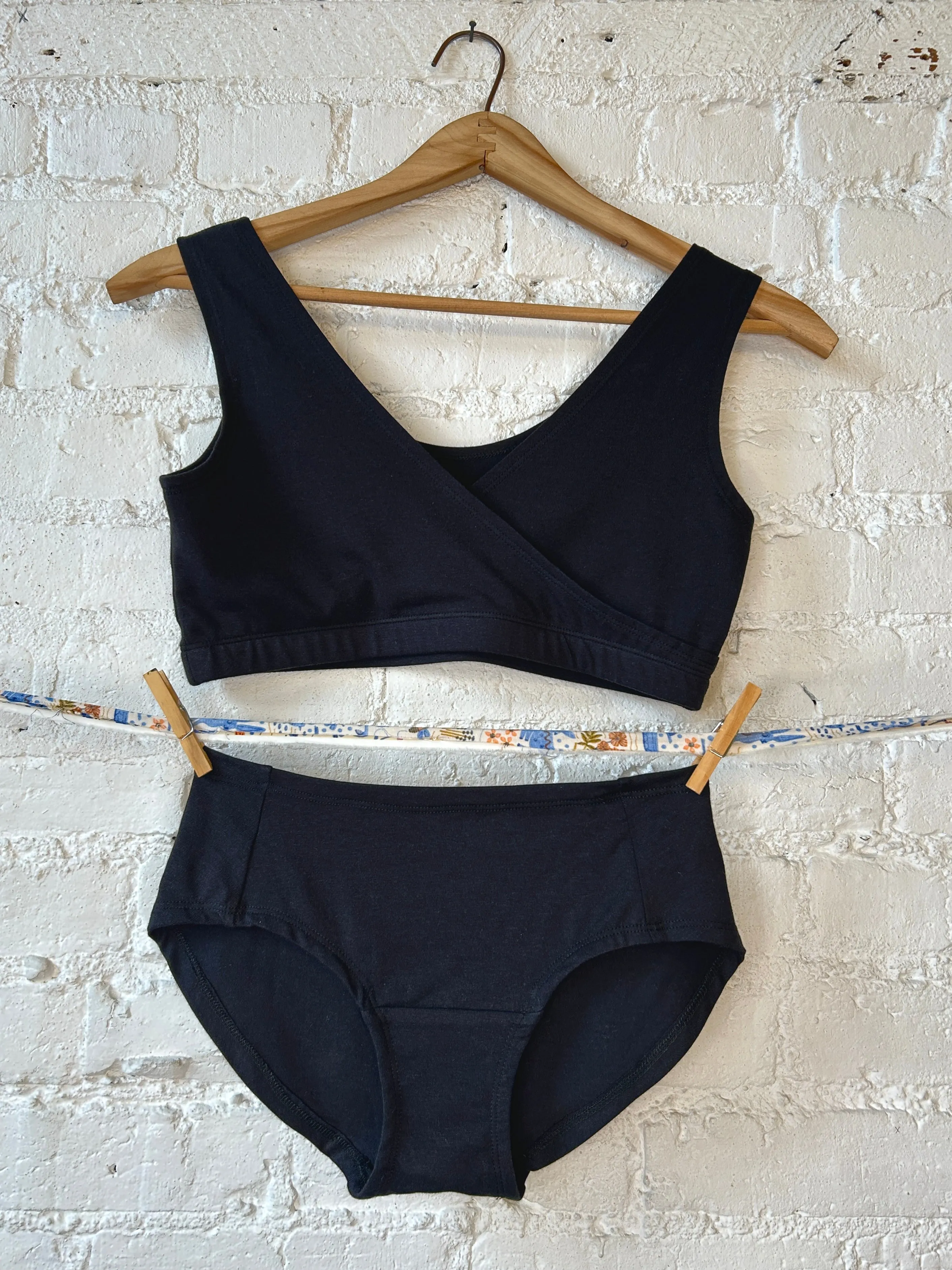 Underlovelies - Unprinted sold by Smoking Lily product image thumbnail 3