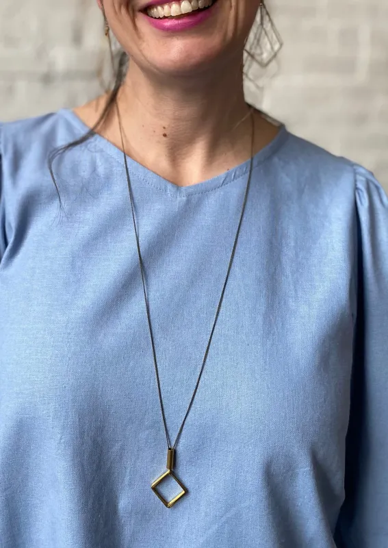 Darlings of Denmark Necklace Naliah sold by Smoking Lily