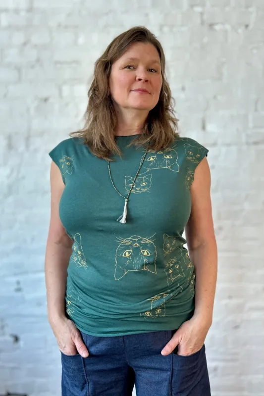 Simple Tee - Pine sold by Smoking Lily