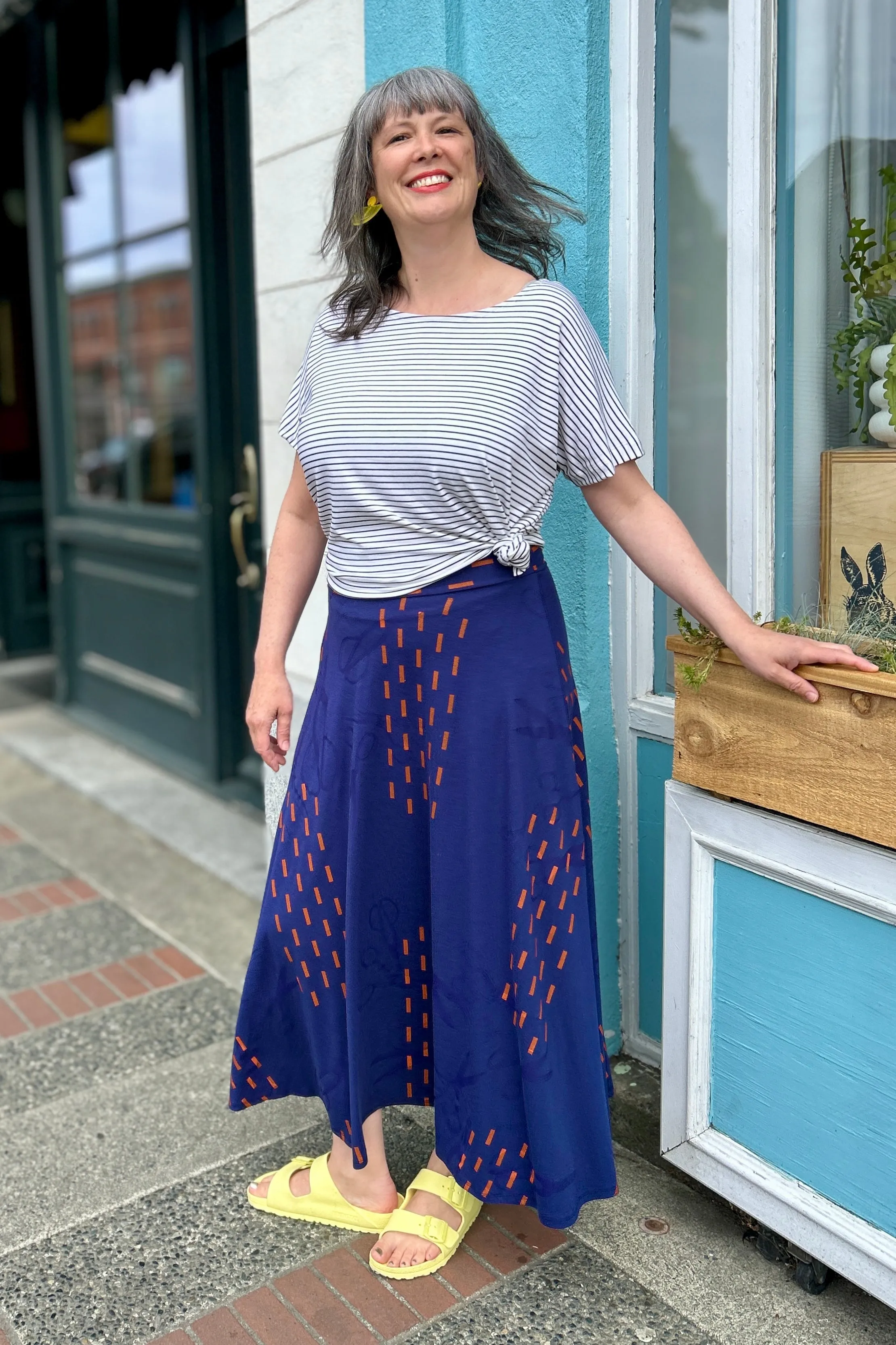 Rufous Skirt - Midnight sold by Smoking Lily