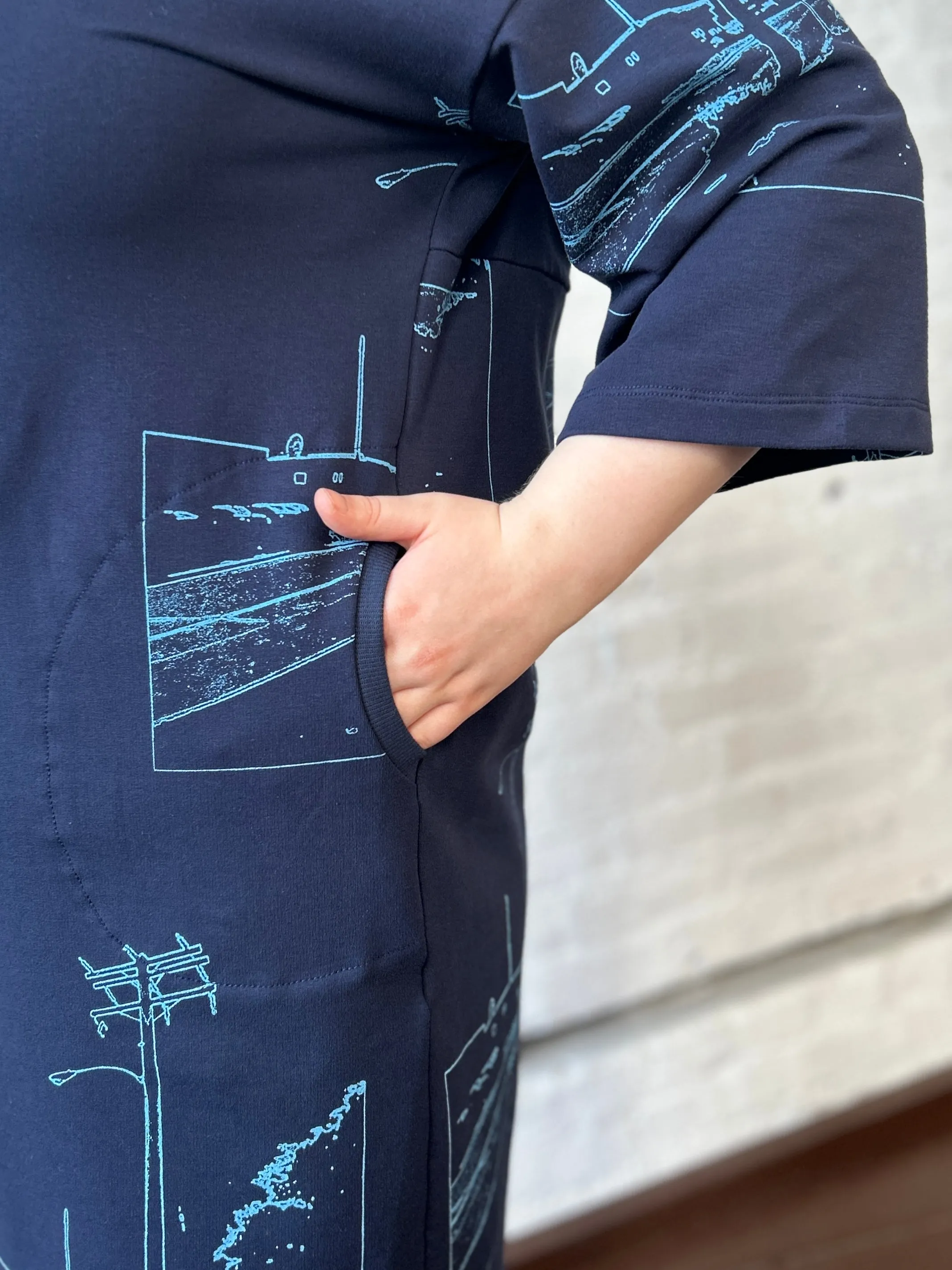 Final Sale Market Tunic - Navy sold by Smoking Lily product image thumbnail 4