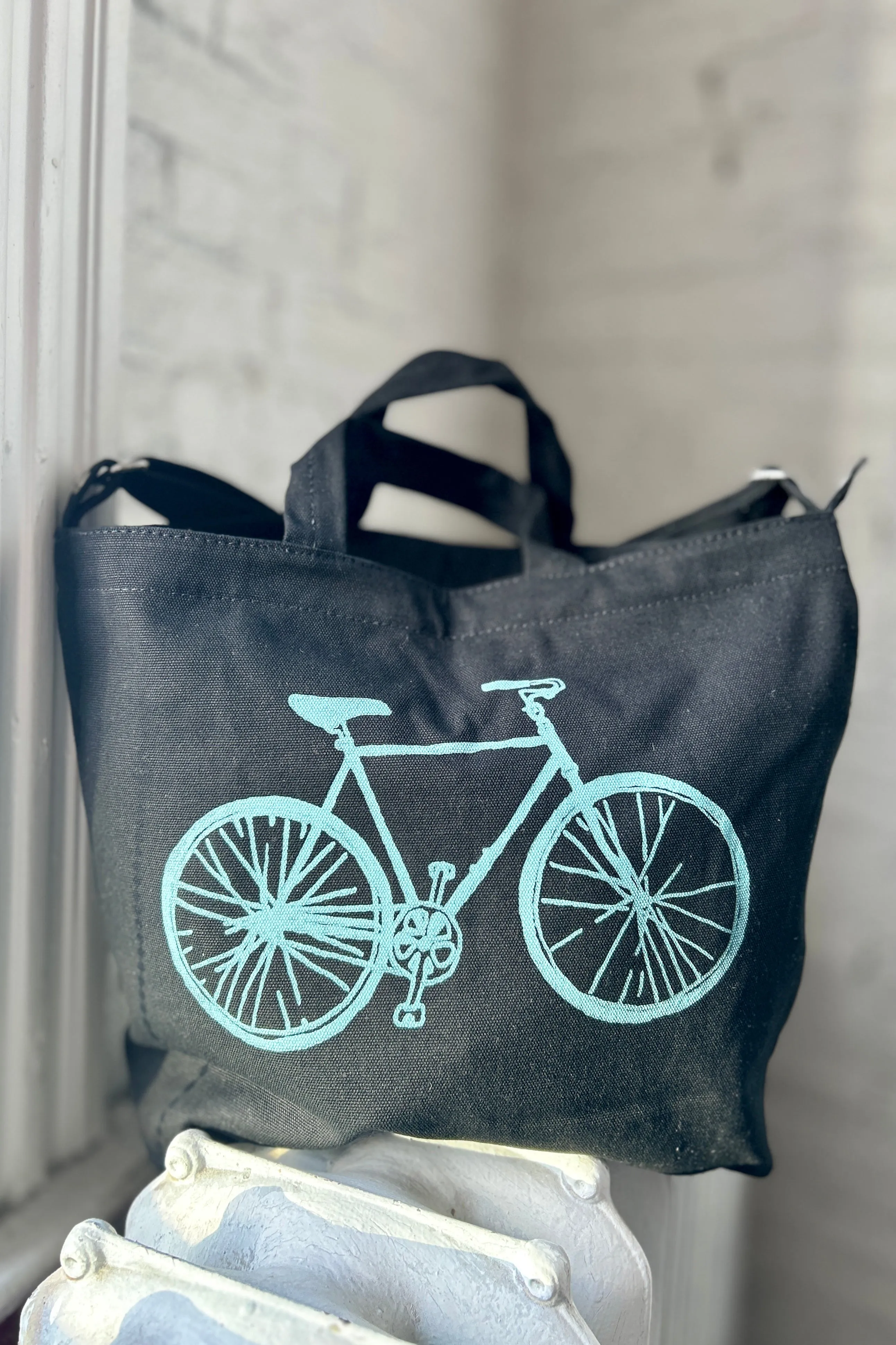 Baggu Tote Horizontal sold by Smoking Lily product image thumbnail 3