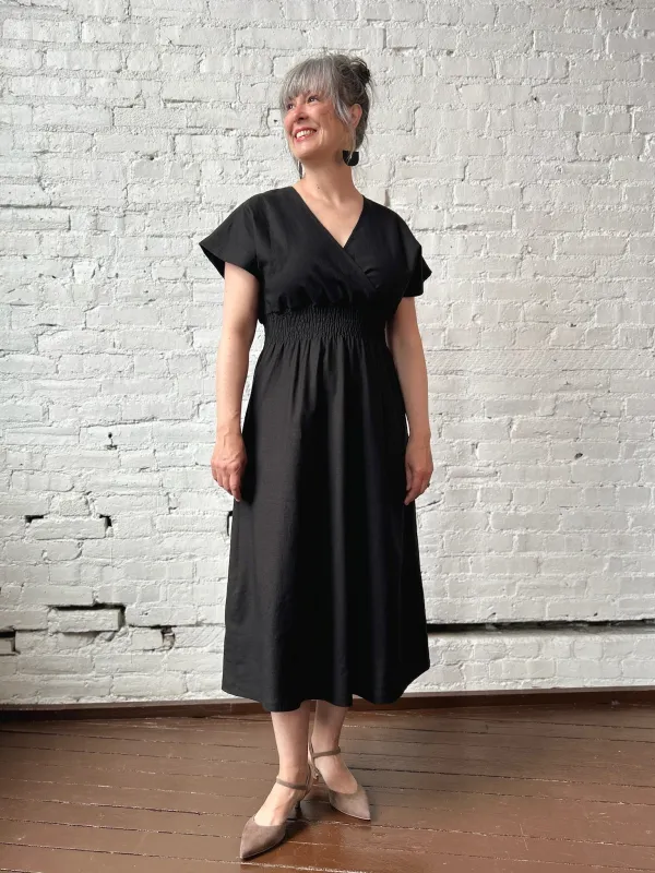 Final Sale Rotator Reprise - Black made by Smoking Lily