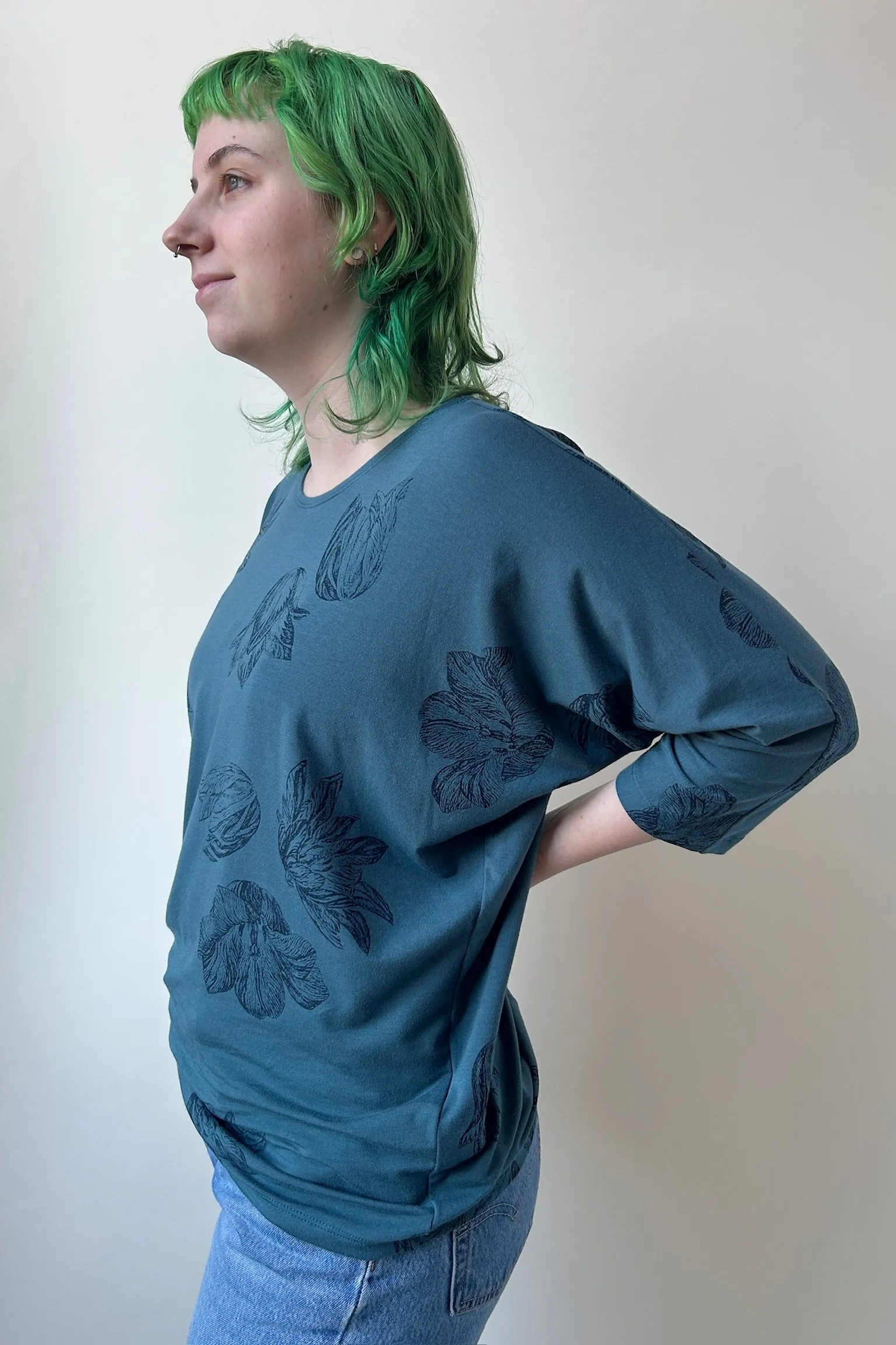 Nikita - Stargazer sold by Smoking Lily product image thumbnail 2