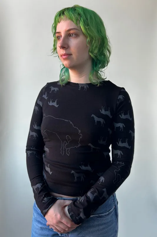 Cropped Nanette - Black sold by Smoking Lily