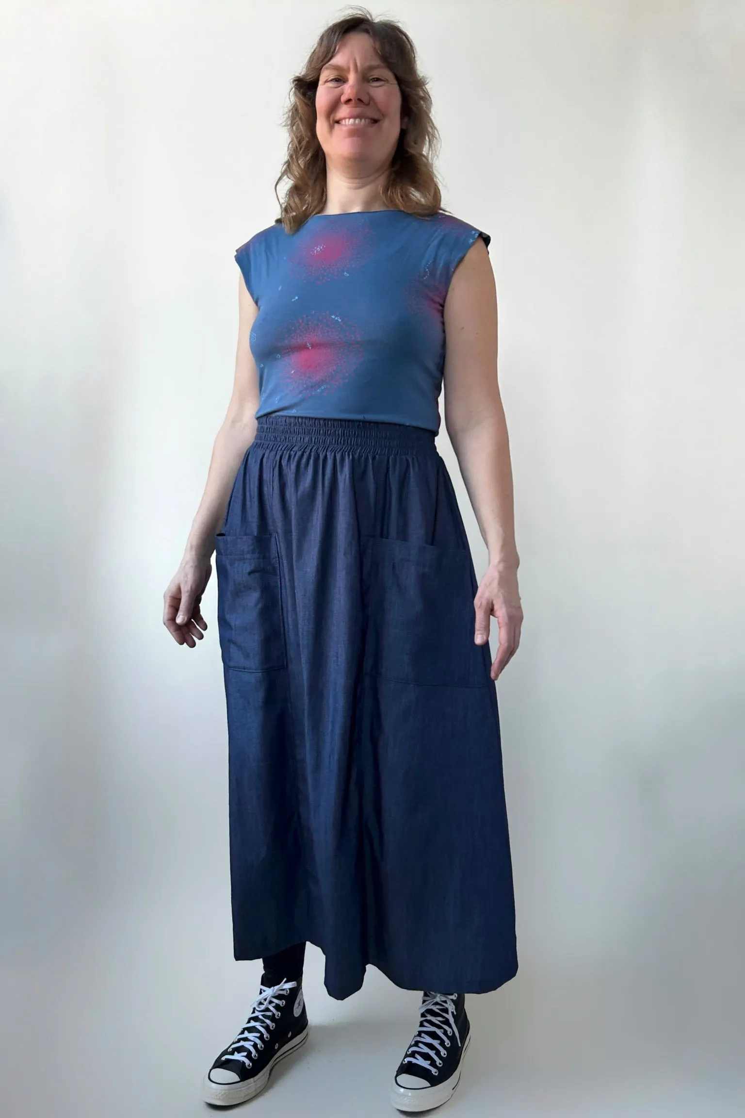 Simple Tee Stellar sold by Smoking Lily product image thumbnail 4