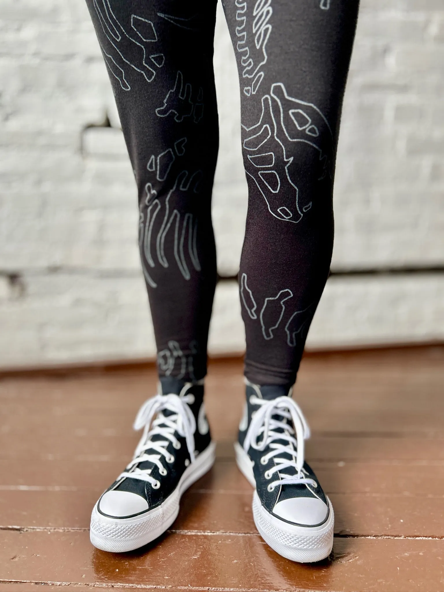 Final Sale Leggings 7/8 - Black sold by Smoking Lily product image thumbnail 2