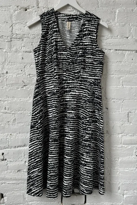 Final Sale Sample Jane Dress made by Smoking Lily