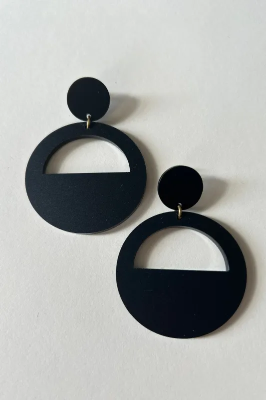 Darlings of Denmark Earring Linnah - Black made by Darlings of Denmark