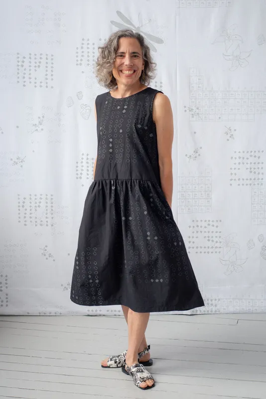 Kudo Dress - Black made by Smoking Lily