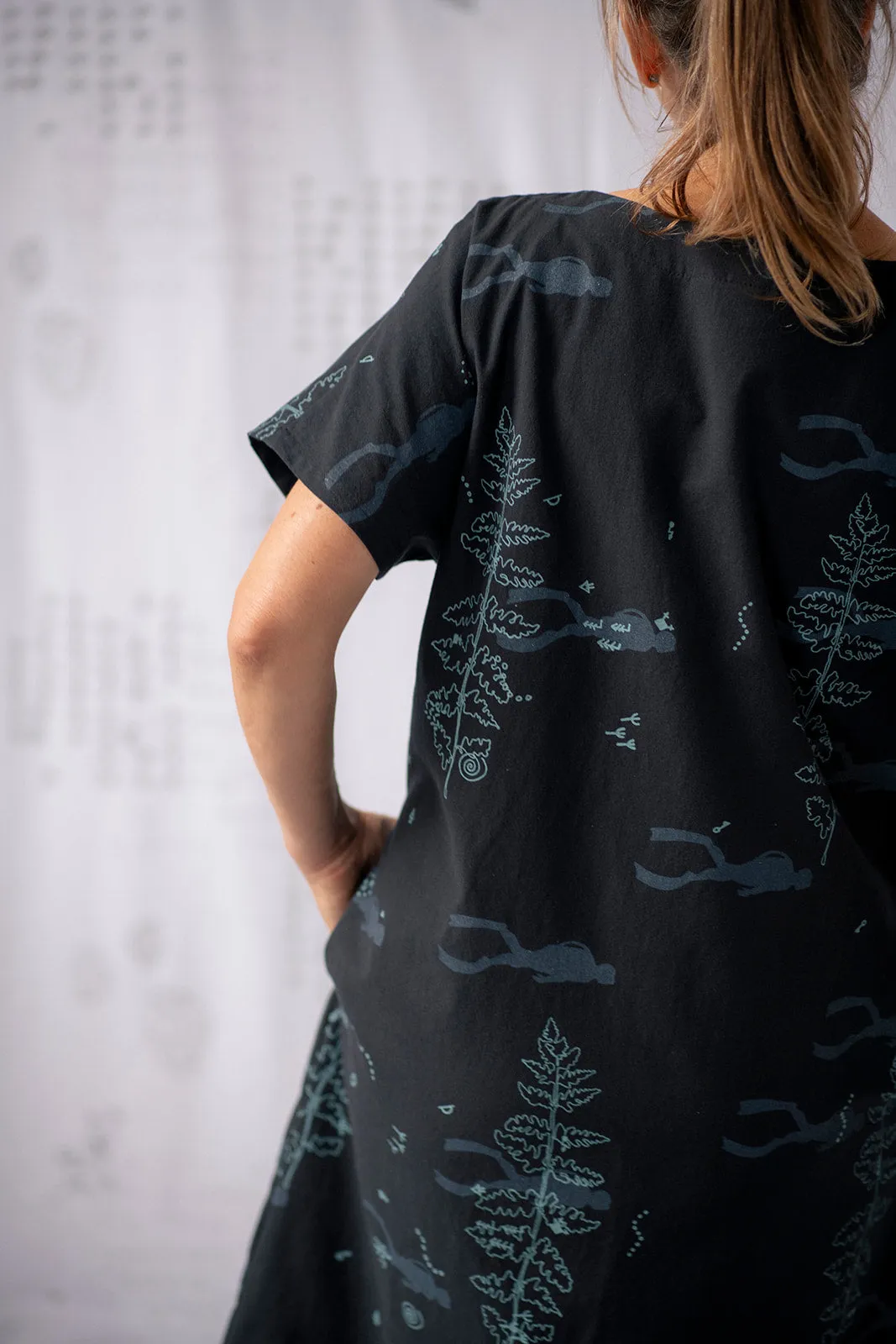 Minnow Tunic - Black sold by Smoking Lily product image thumbnail 5