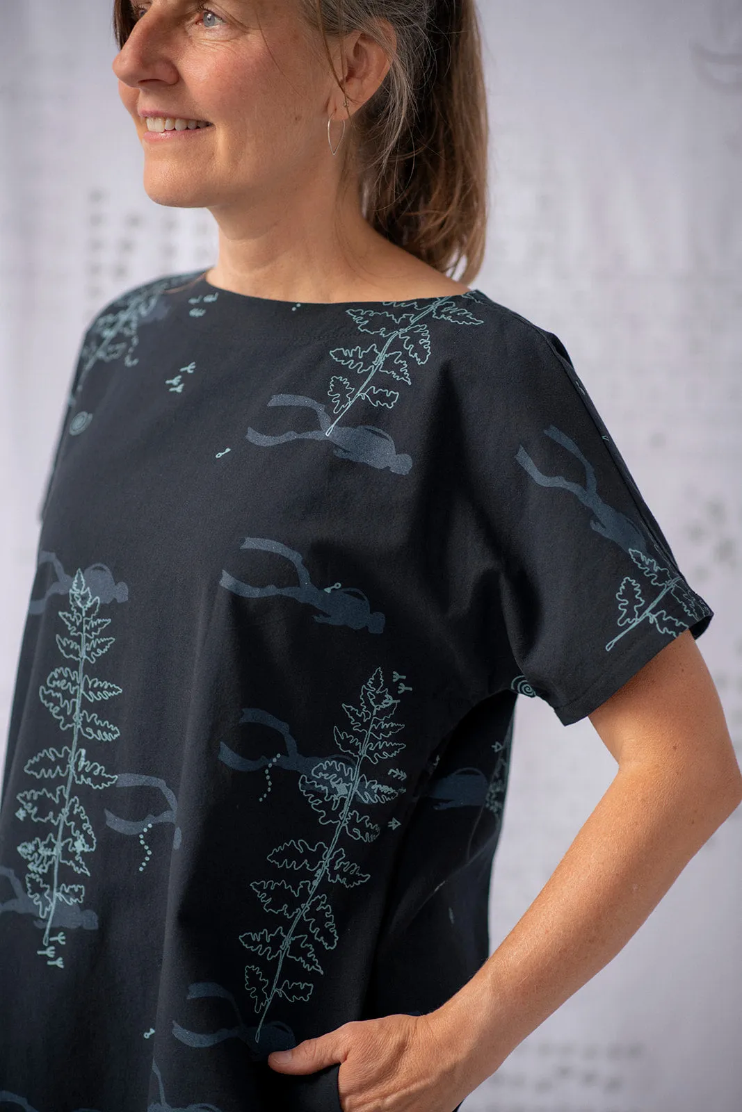 Minnow Tunic - Black sold by Smoking Lily product image thumbnail 2