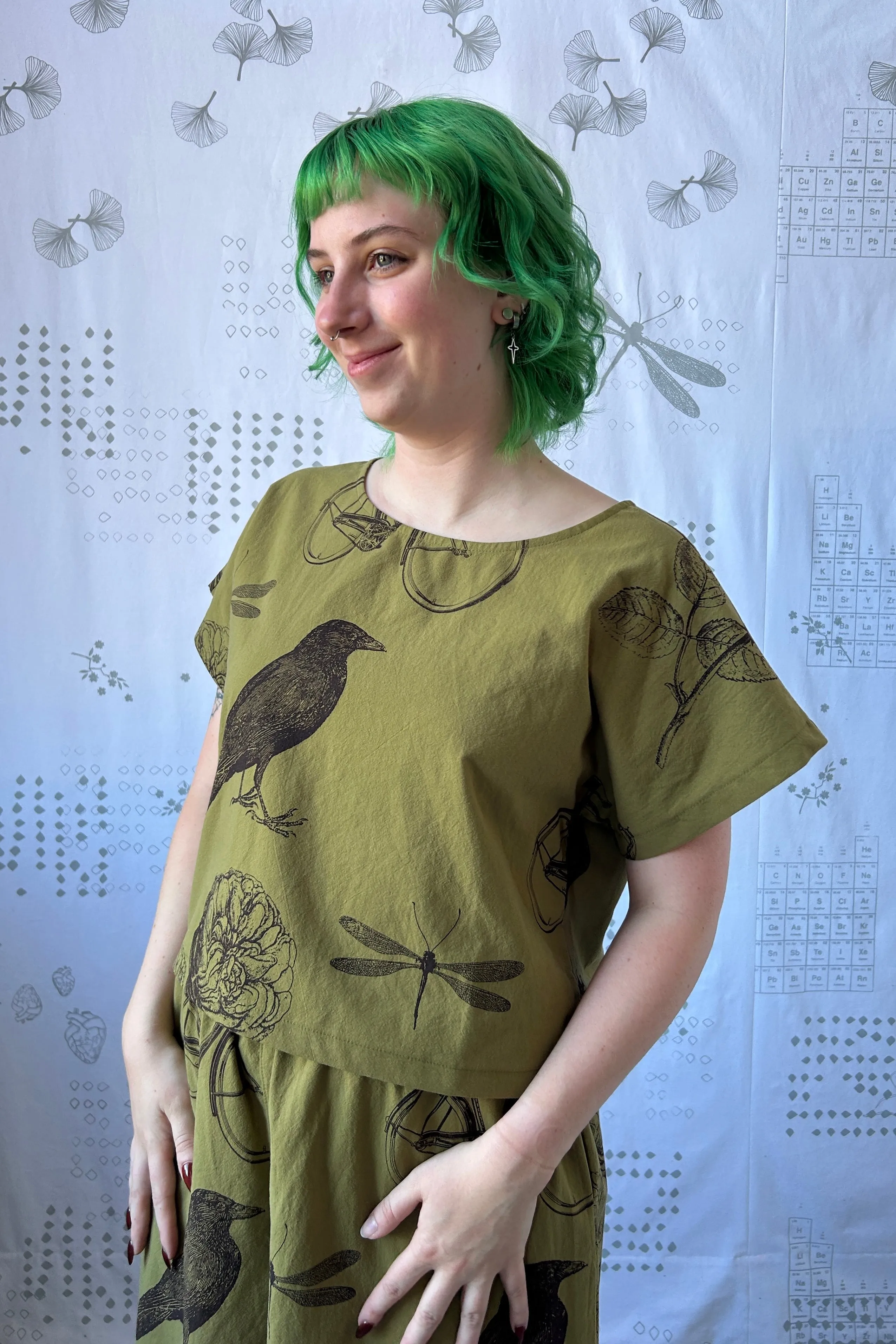 Cropped Saskia - Moss sold by Smoking Lily