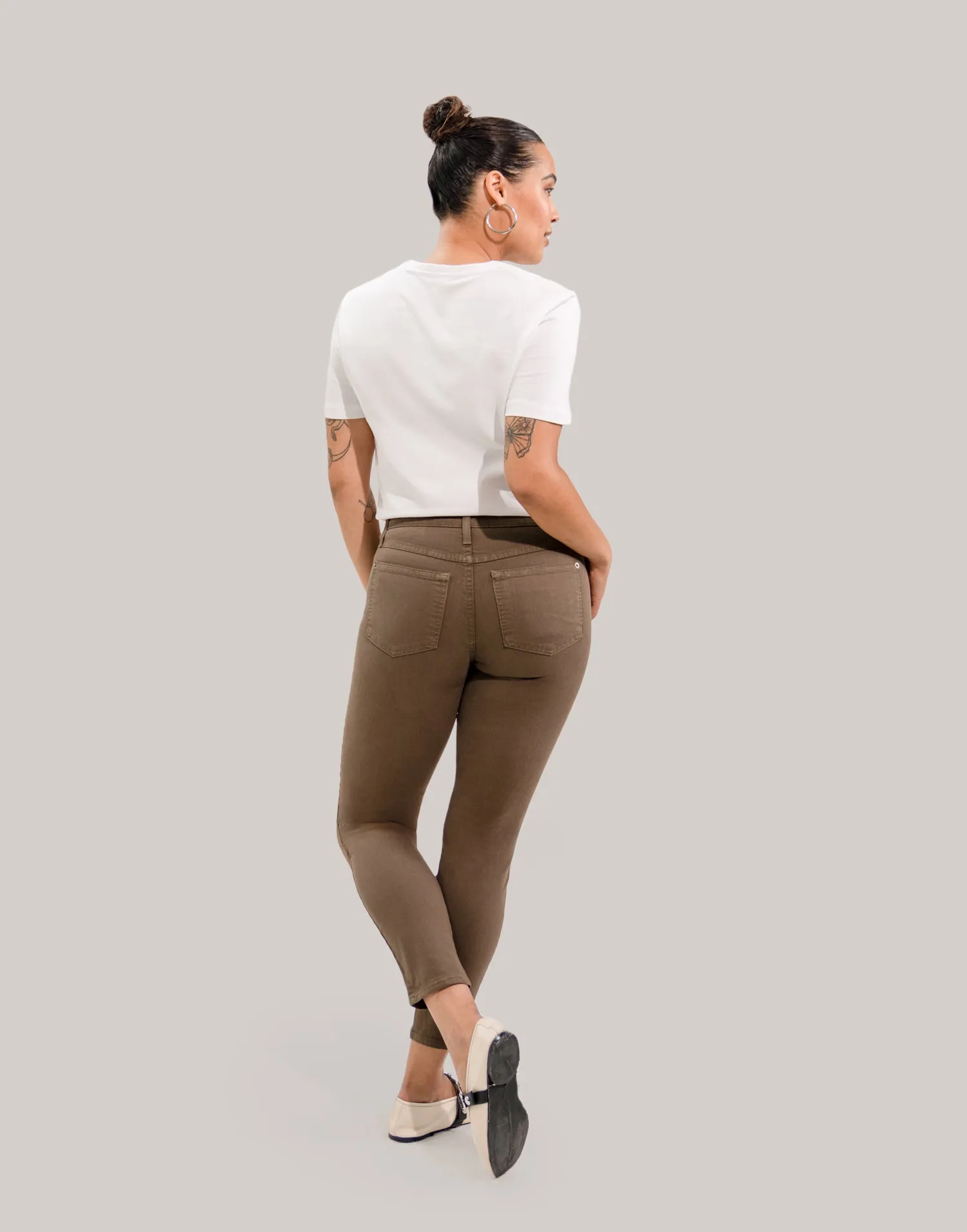 RACHEL SKINNY JEANS / SAFARI sold by Yoga Jeans product image thumbnail 4