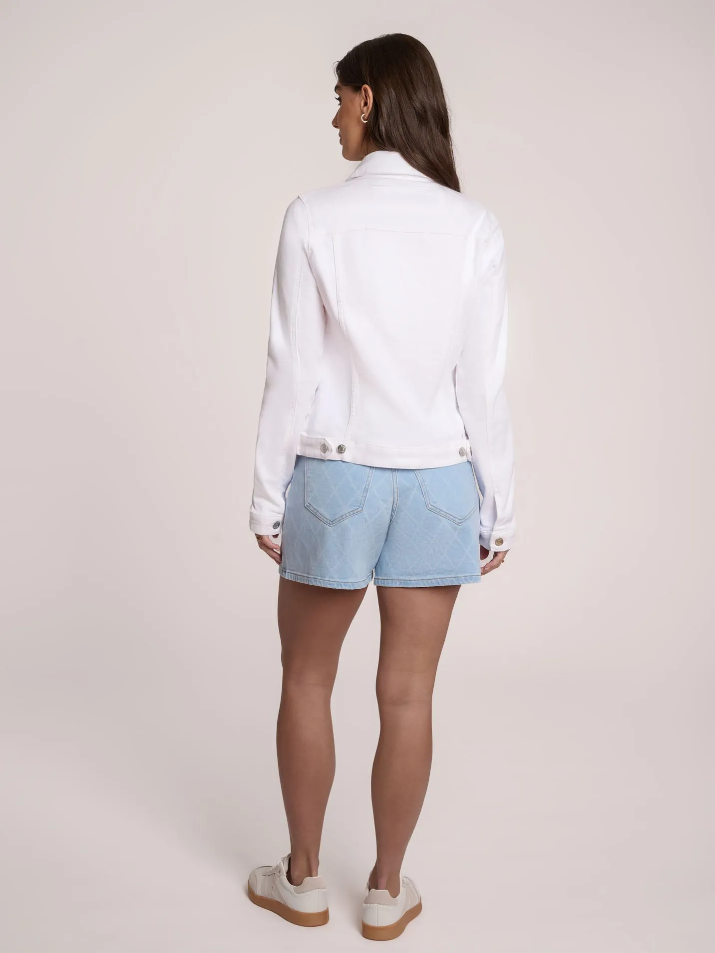 JACKET / WHITE LOTUS sold by Yoga Jeans product image thumbnail 3