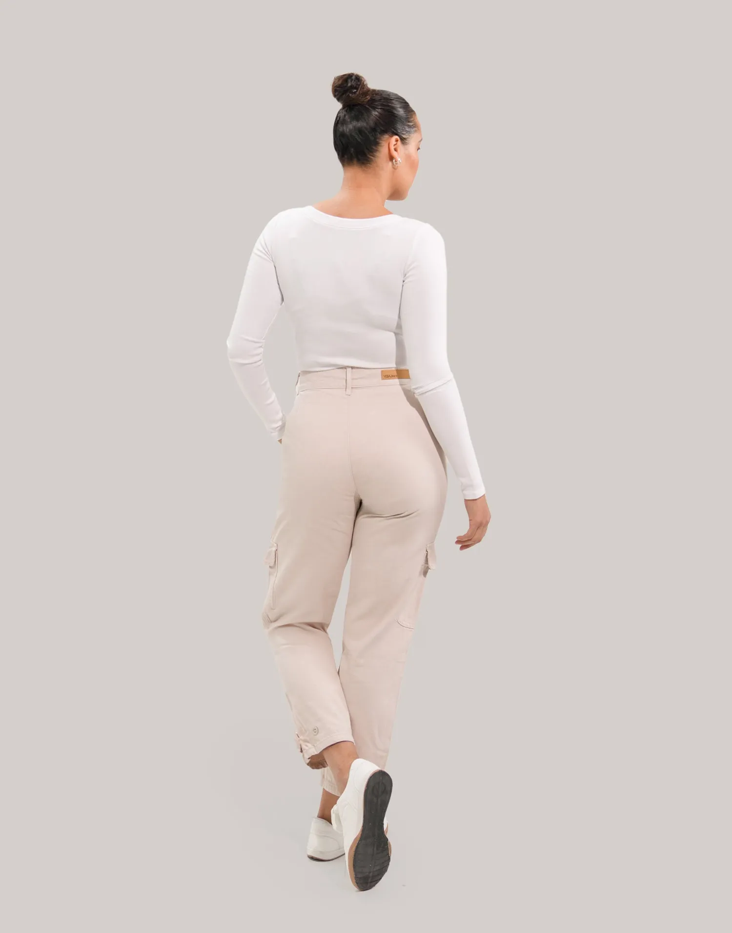 CHLOE STRAIGHT JEANS / BEIGE sold by Yoga Jeans product image thumbnail 4