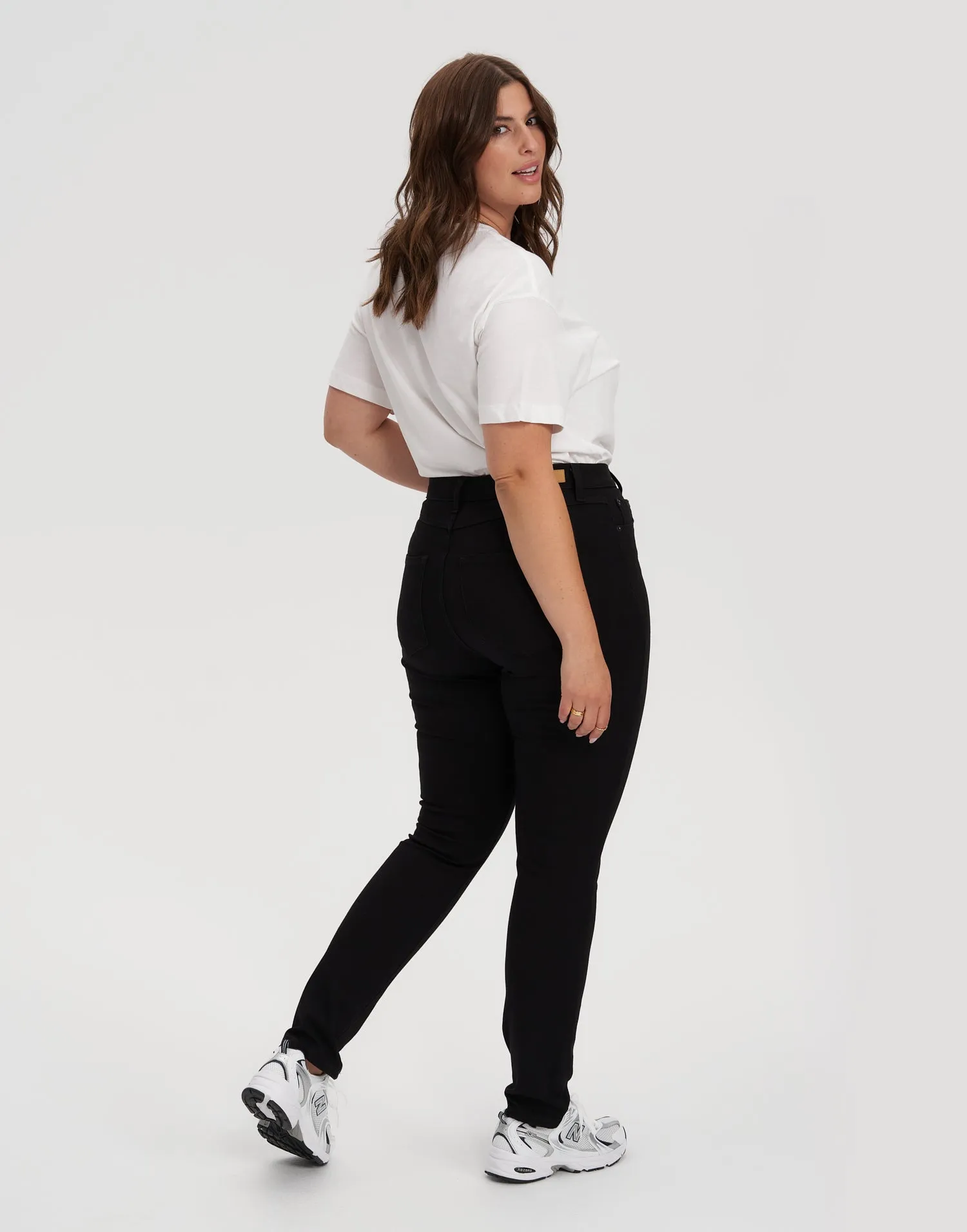 RACHEL HIGH RISE SKINNY JEANS / BLACK sold by Yoga Jeans product image thumbnail 5